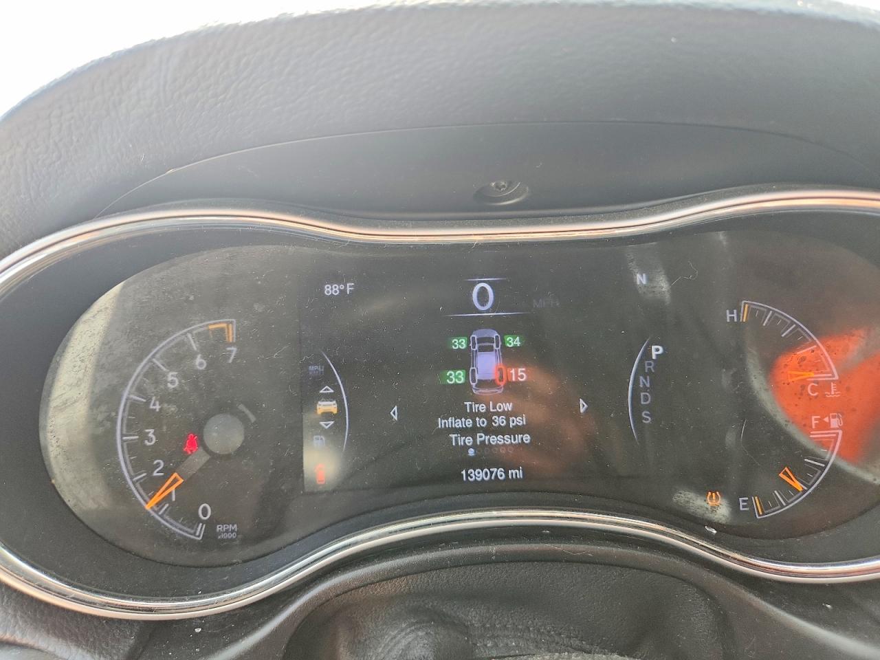 2015 Jeep Grand Cherokee Laredo Silver vin: 1C4RJFAG0FC209510