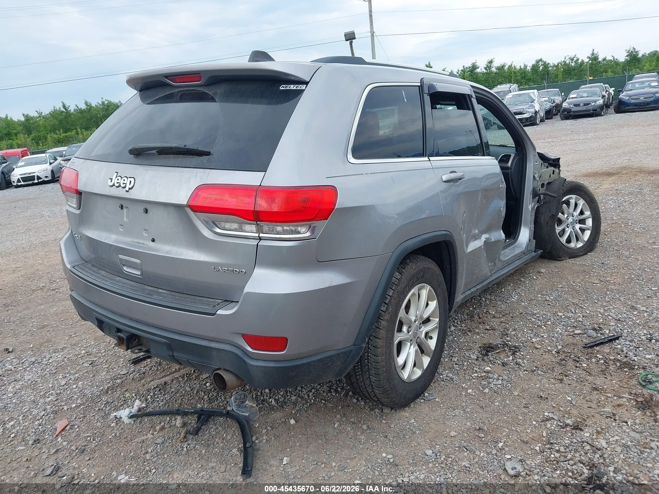 2015 Jeep Grand Cherokee Laredo Silver vin: 1C4RJFAG0FC659934