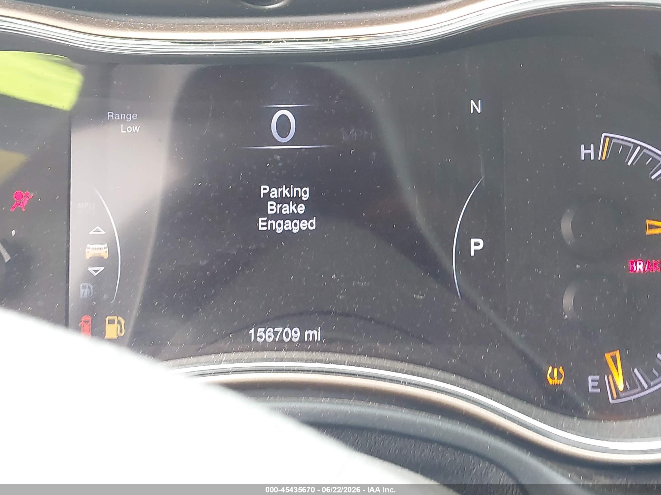 2015 Jeep Grand Cherokee Laredo Silver vin: 1C4RJFAG0FC659934