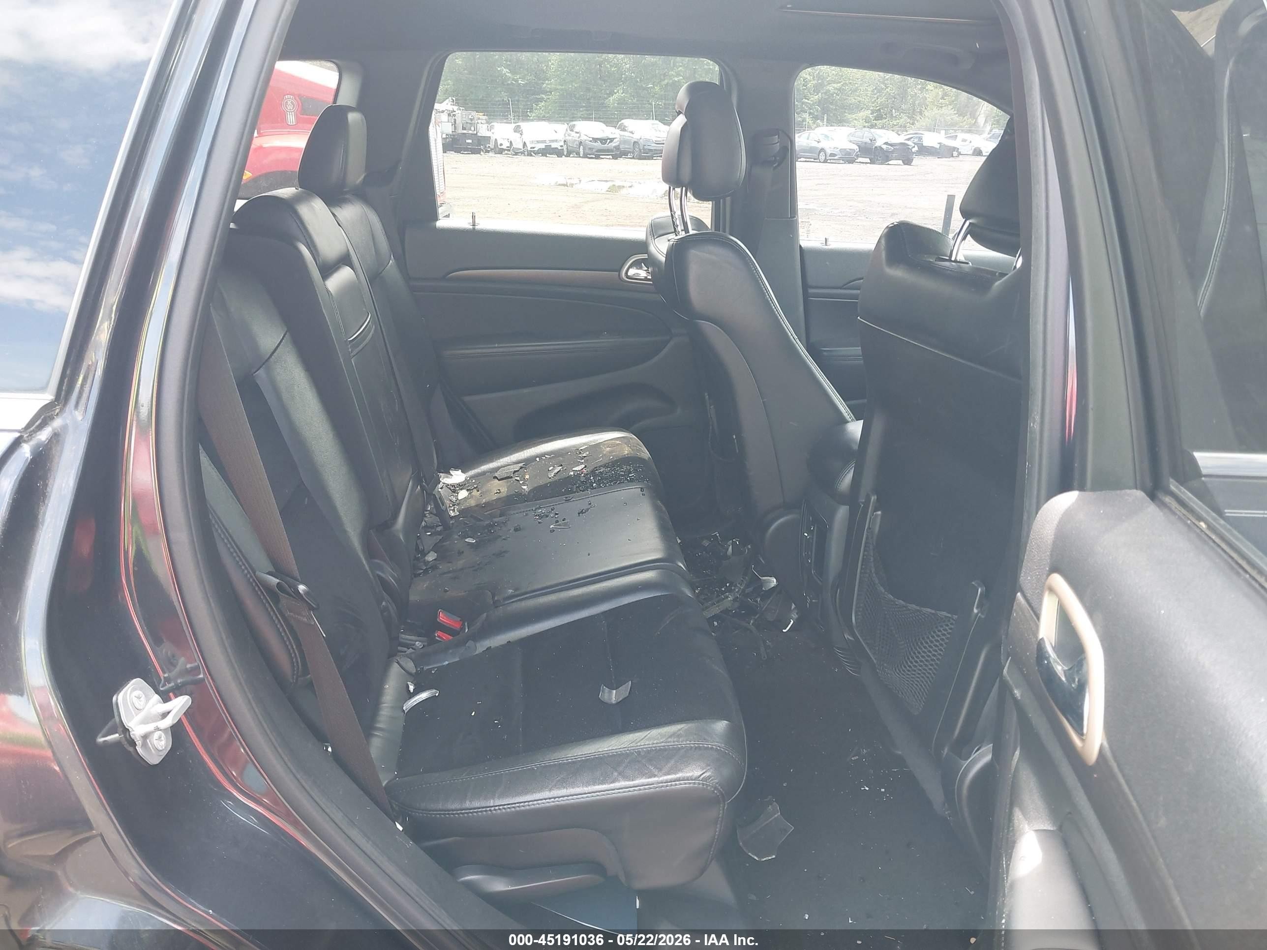 2015 Jeep Grand Cherokee Altitude Gray vin: 1C4RJFAG0FC665233
