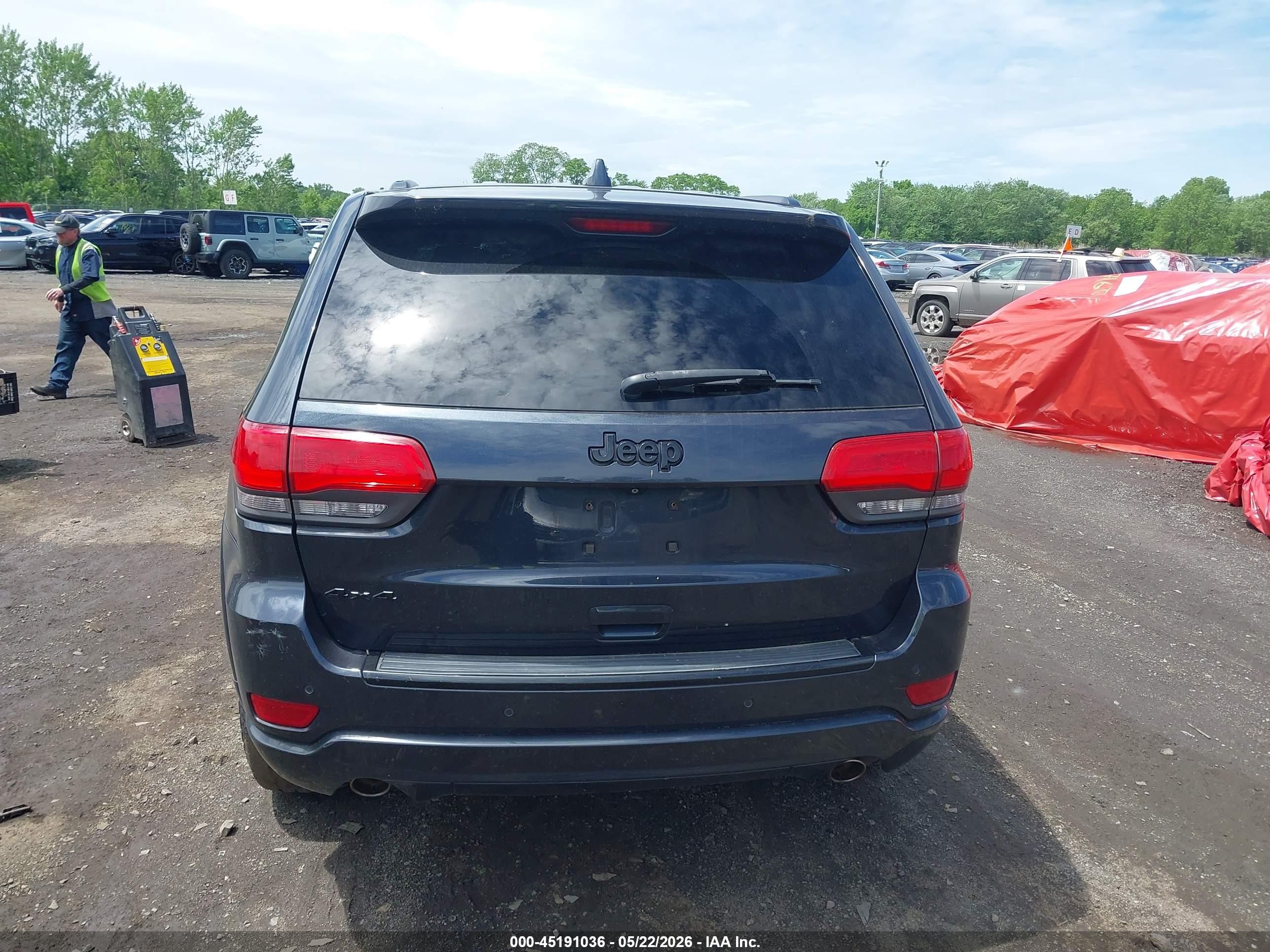 2015 Jeep Grand Cherokee Altitude Gray vin: 1C4RJFAG0FC665233