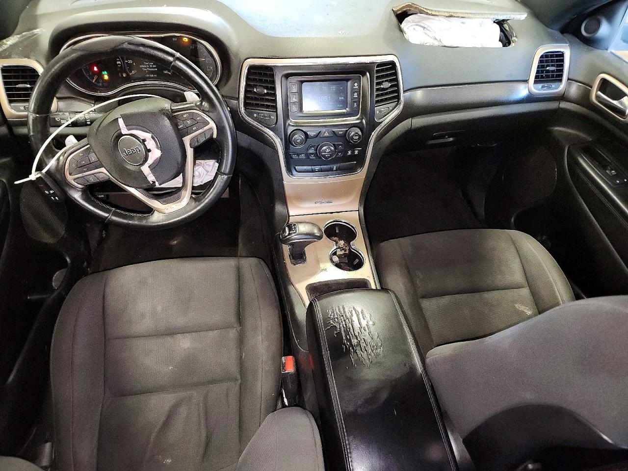 2015 Jeep Grand Cherokee Laredo White vin: 1C4RJFAG0FC730906