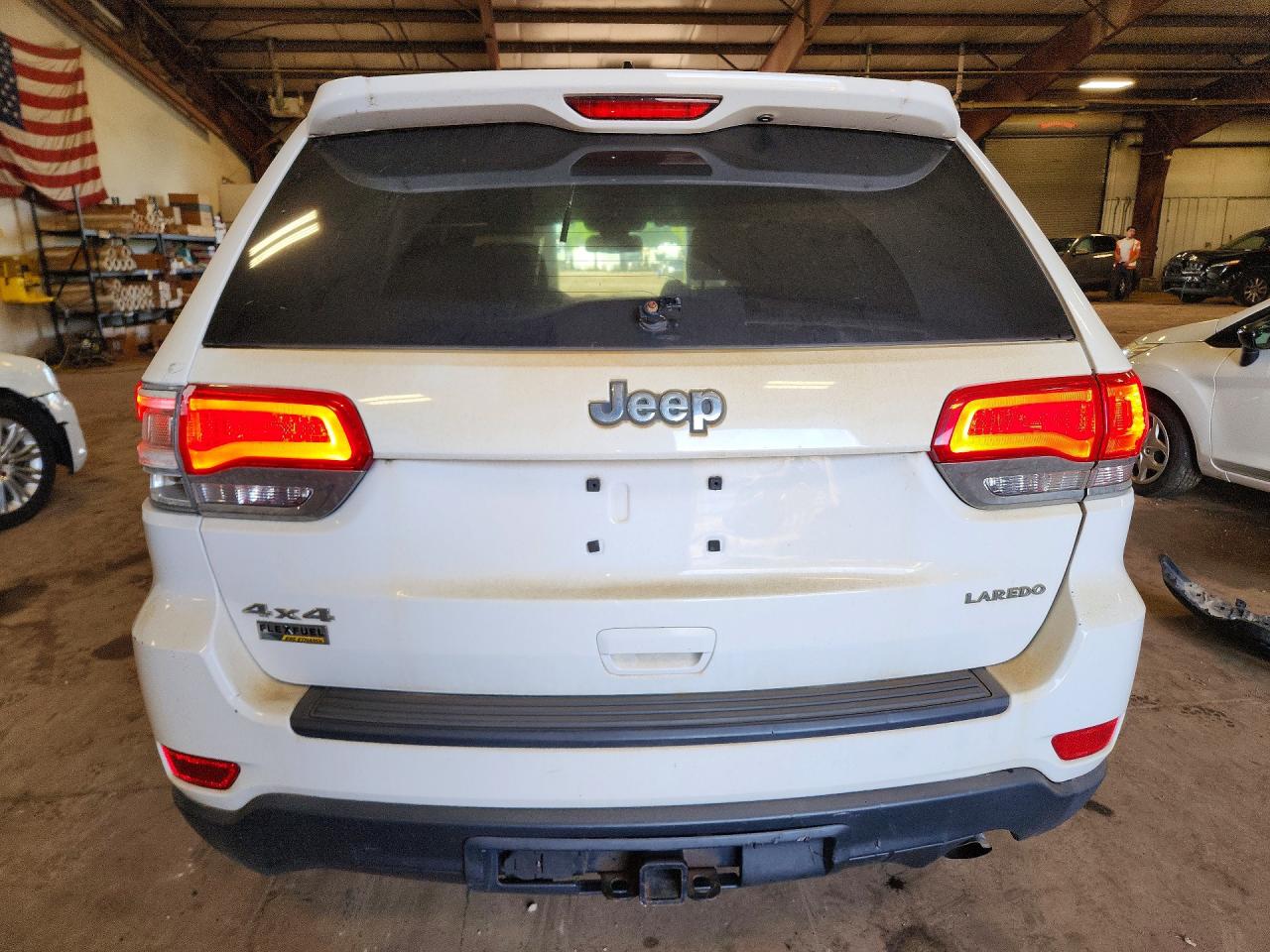 2015 Jeep Grand Cherokee Laredo White vin: 1C4RJFAG0FC730906