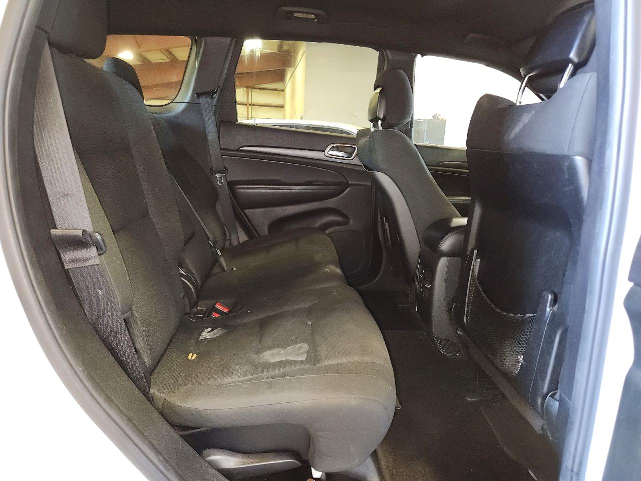 2015 Jeep Grand Cherokee Laredo White vin: 1C4RJFAG0FC730906