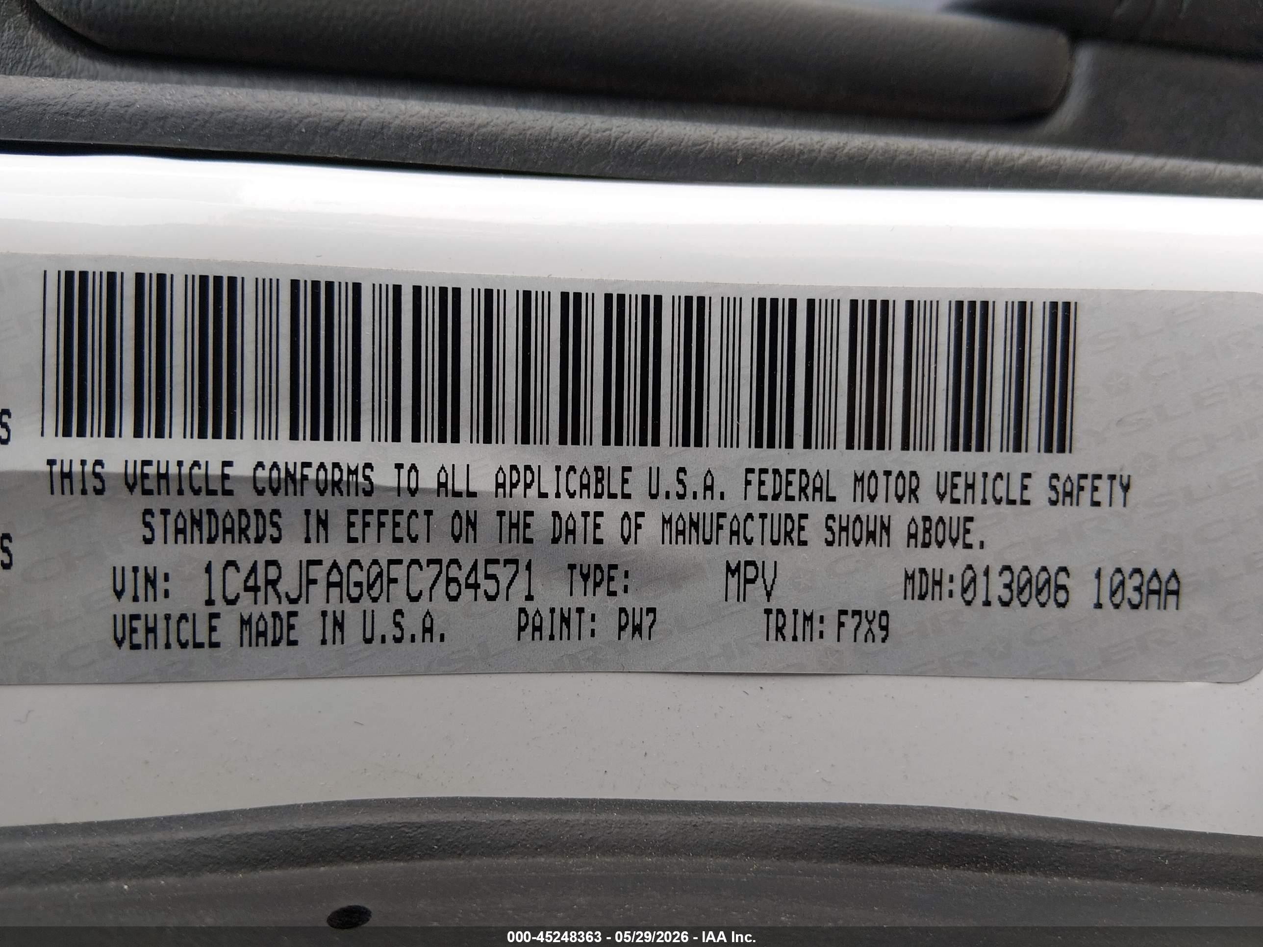 2015 Jeep Grand Cherokee Laredo White vin: 1C4RJFAG0FC764571