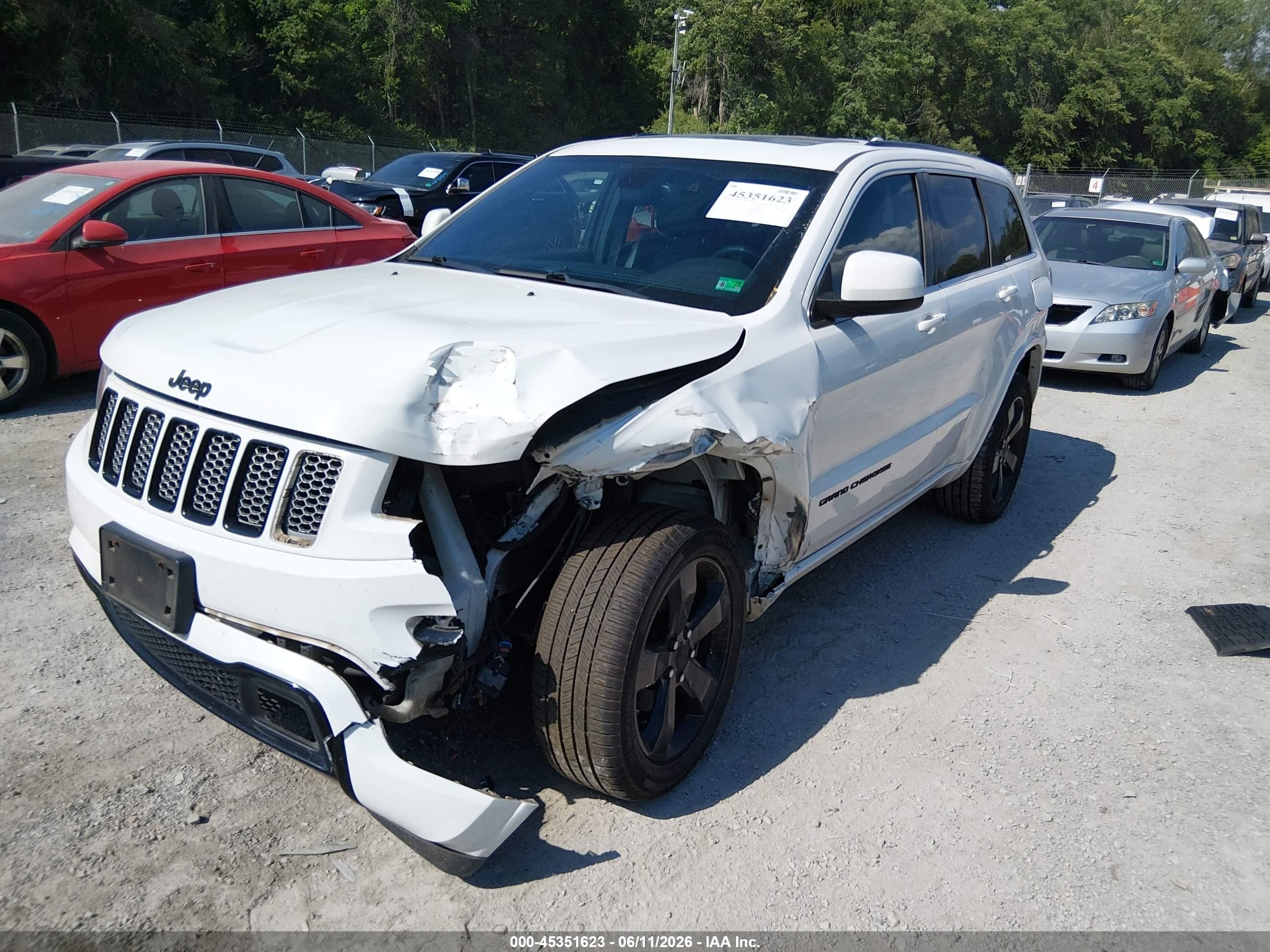 2015 Jeep Grand Cherokee Altitude White vin: 1C4RJFAG0FC812442