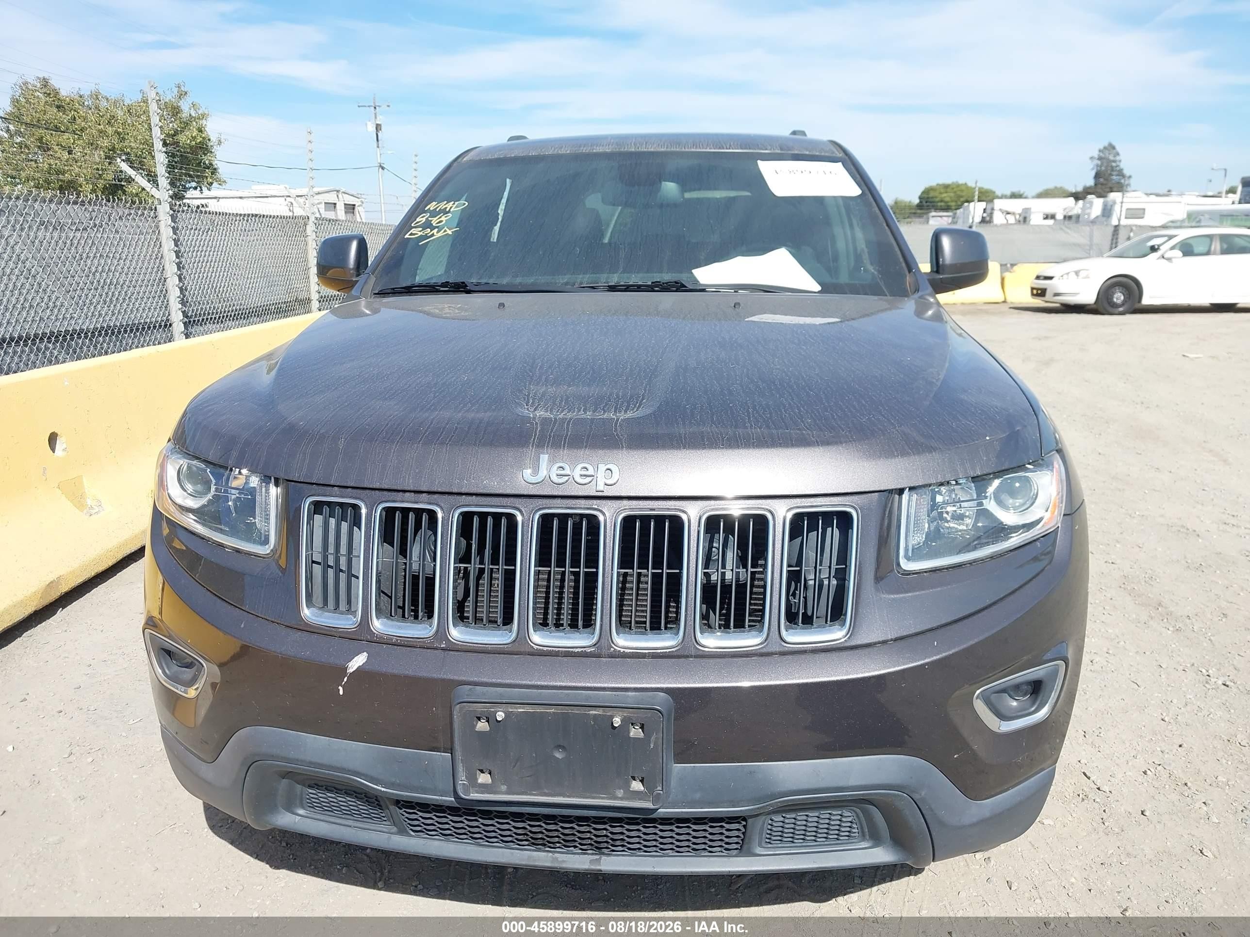 2015 Jeep Grand Cherokee Laredo Gray vin: 1C4RJFAG0FC858529