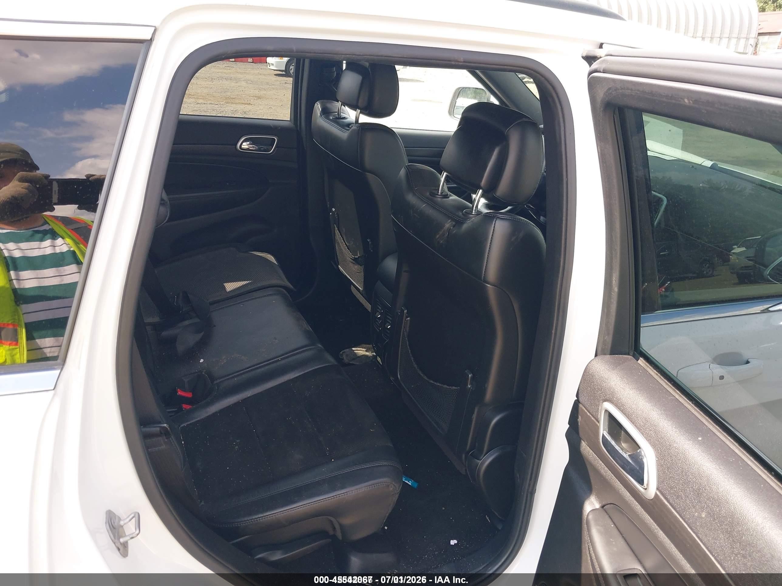 2015 Jeep Grand Cherokee Altitude White vin: 1C4RJFAG0FC858854
