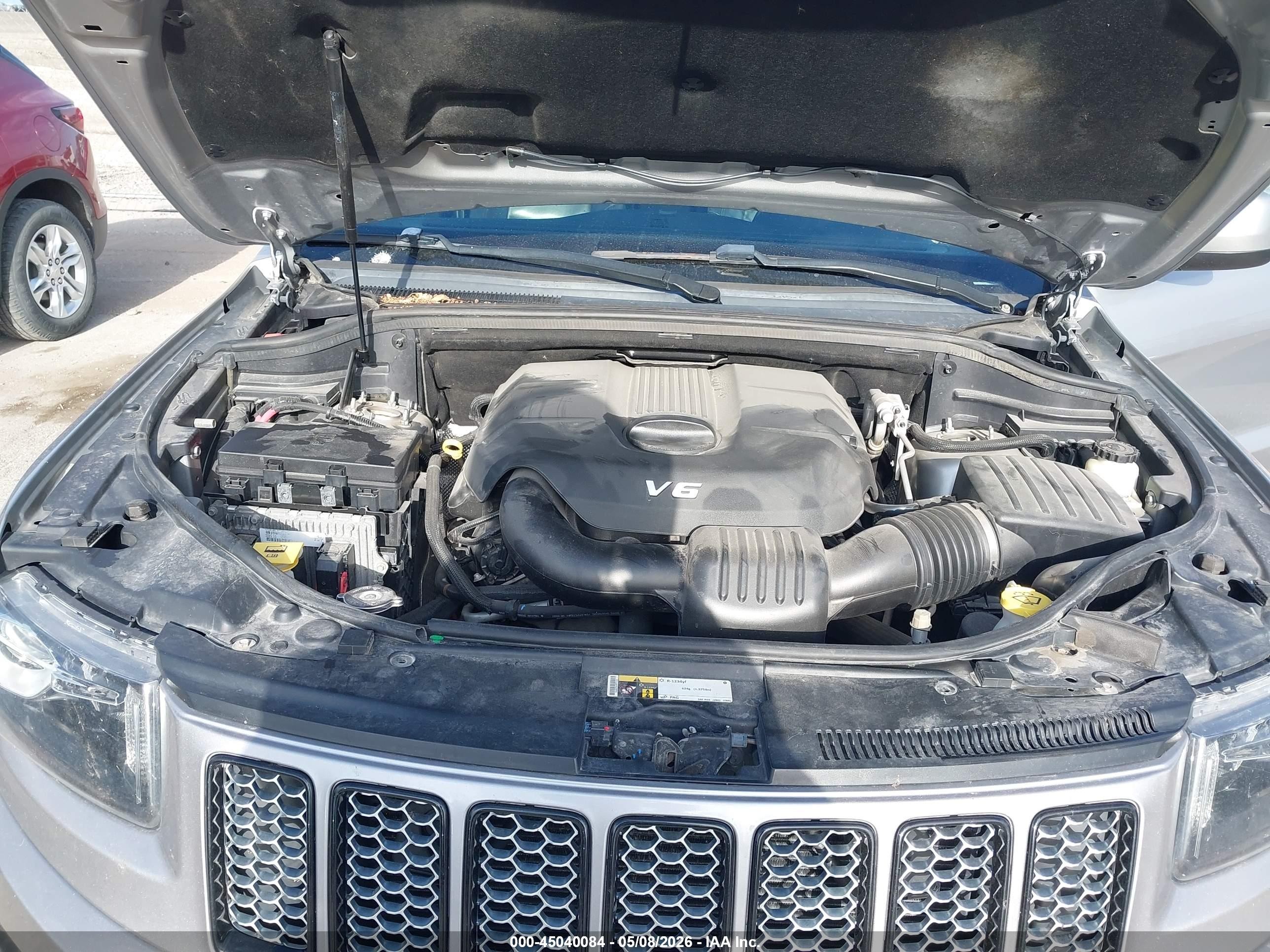 2015 Jeep Grand Cherokee Altitude Silver vin: 1C4RJFAG0FC884662