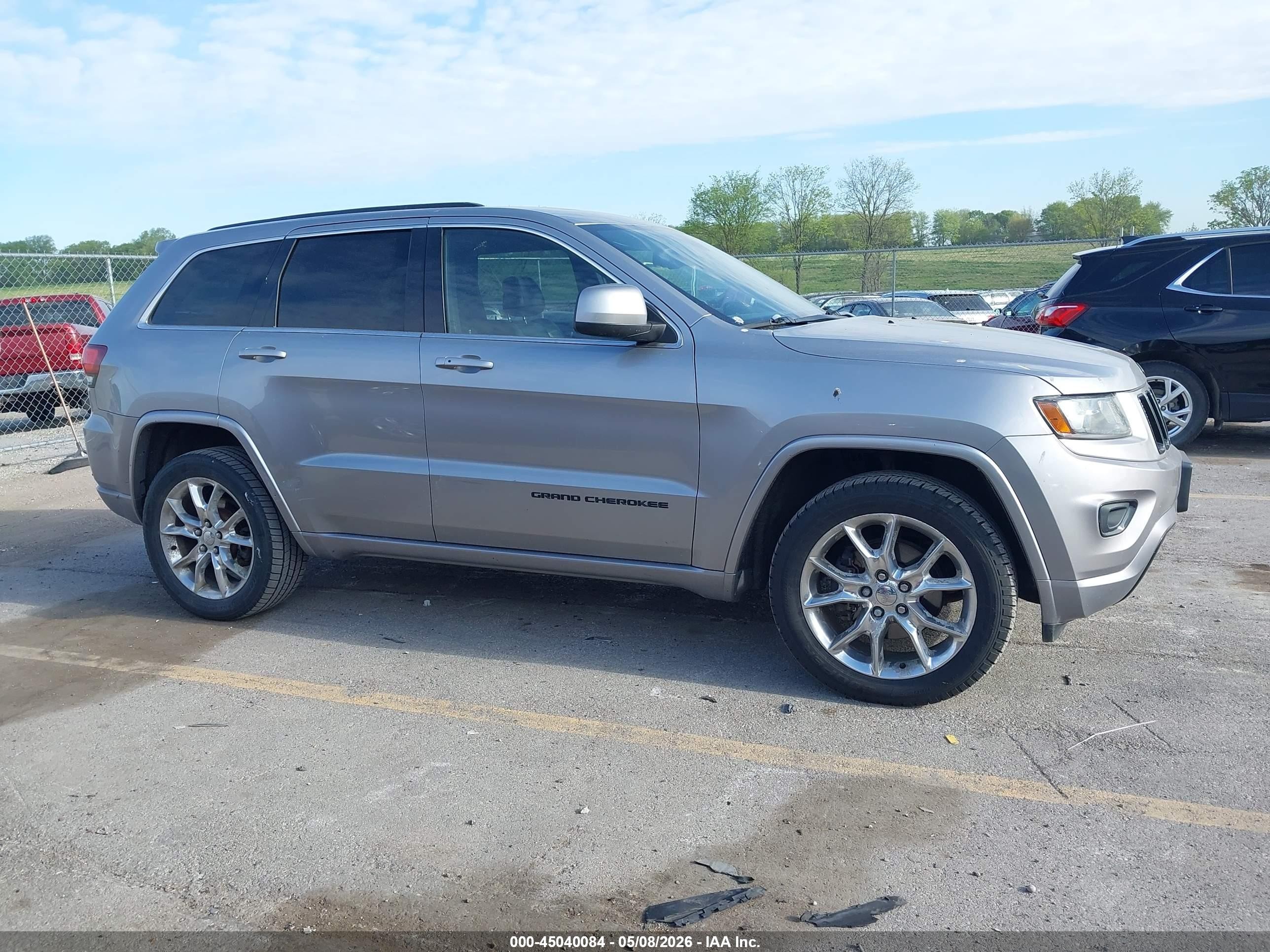 2015 Jeep Grand Cherokee Altitude Silver vin: 1C4RJFAG0FC884662