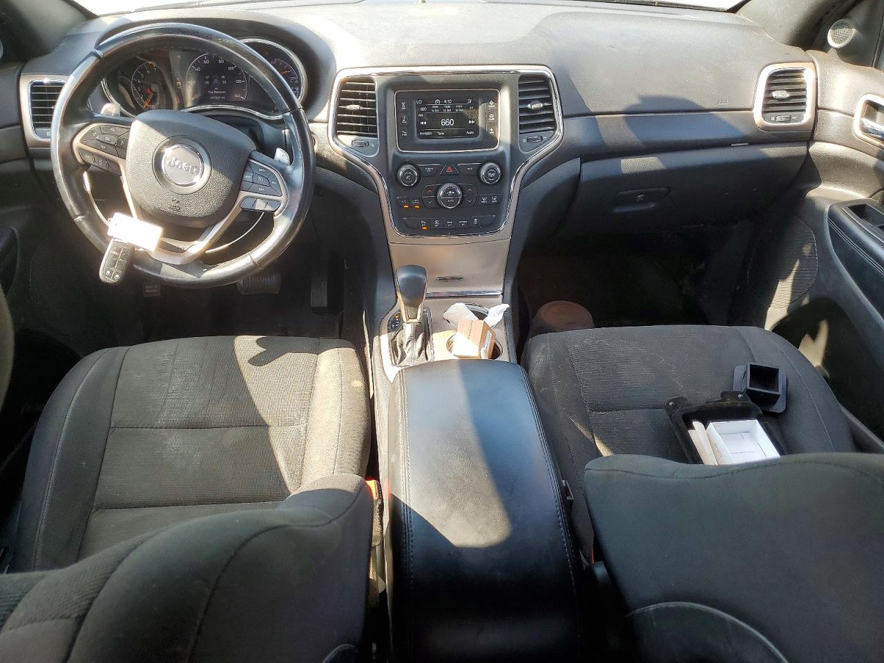 2017 Jeep Grand Cherokee Laredo Gray vin: 1C4RJFAG0HC828630