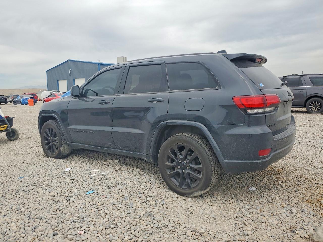 2018 Jeep Grand Cherokee Laredo Угольный vin: 1C4RJFAG0JC297581