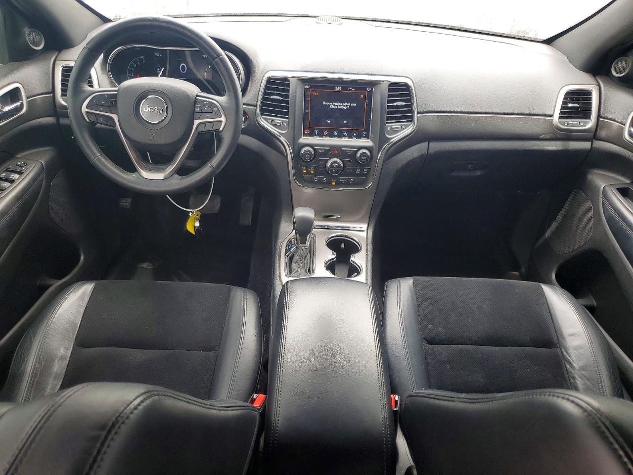 2018 Jeep Grand Cherokee Laredo Угольный vin: 1C4RJFAG0JC297581