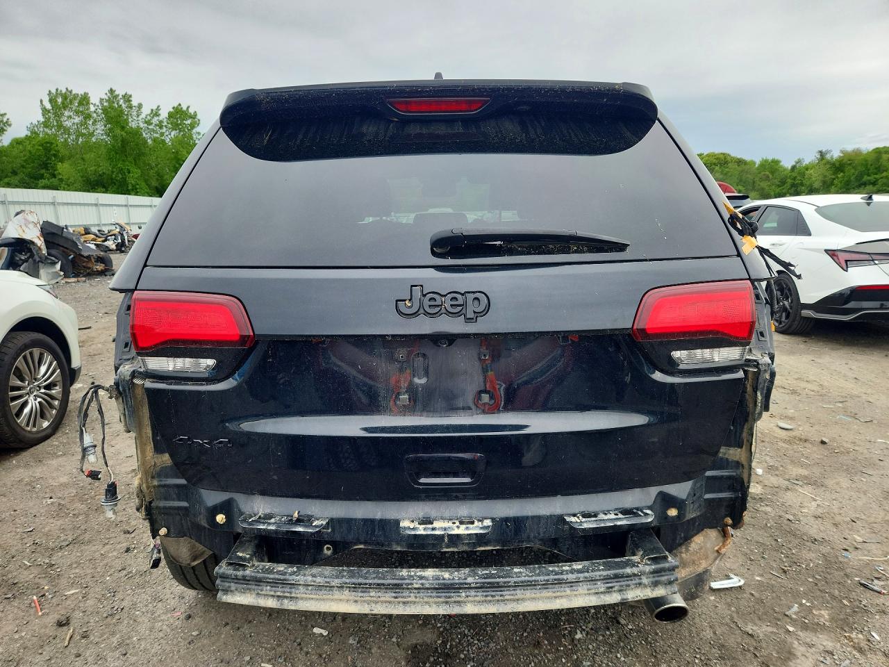 2020 Jeep Grand Cherokee Laredo Black vin: 1C4RJFAG0LC435428