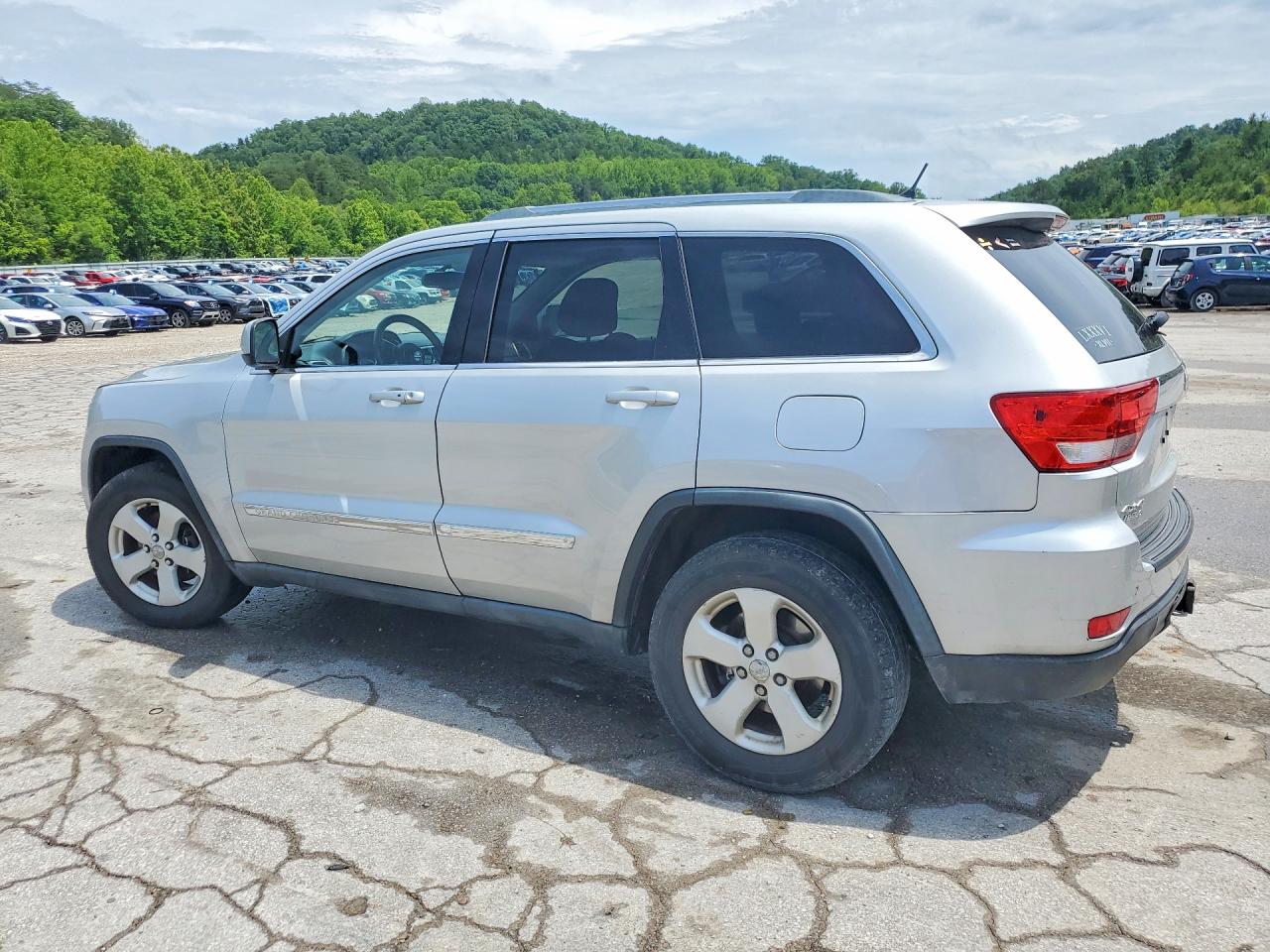 2012 Jeep Grand Cherokee Laredo Silver vin: 1C4RJFAG1CC145294