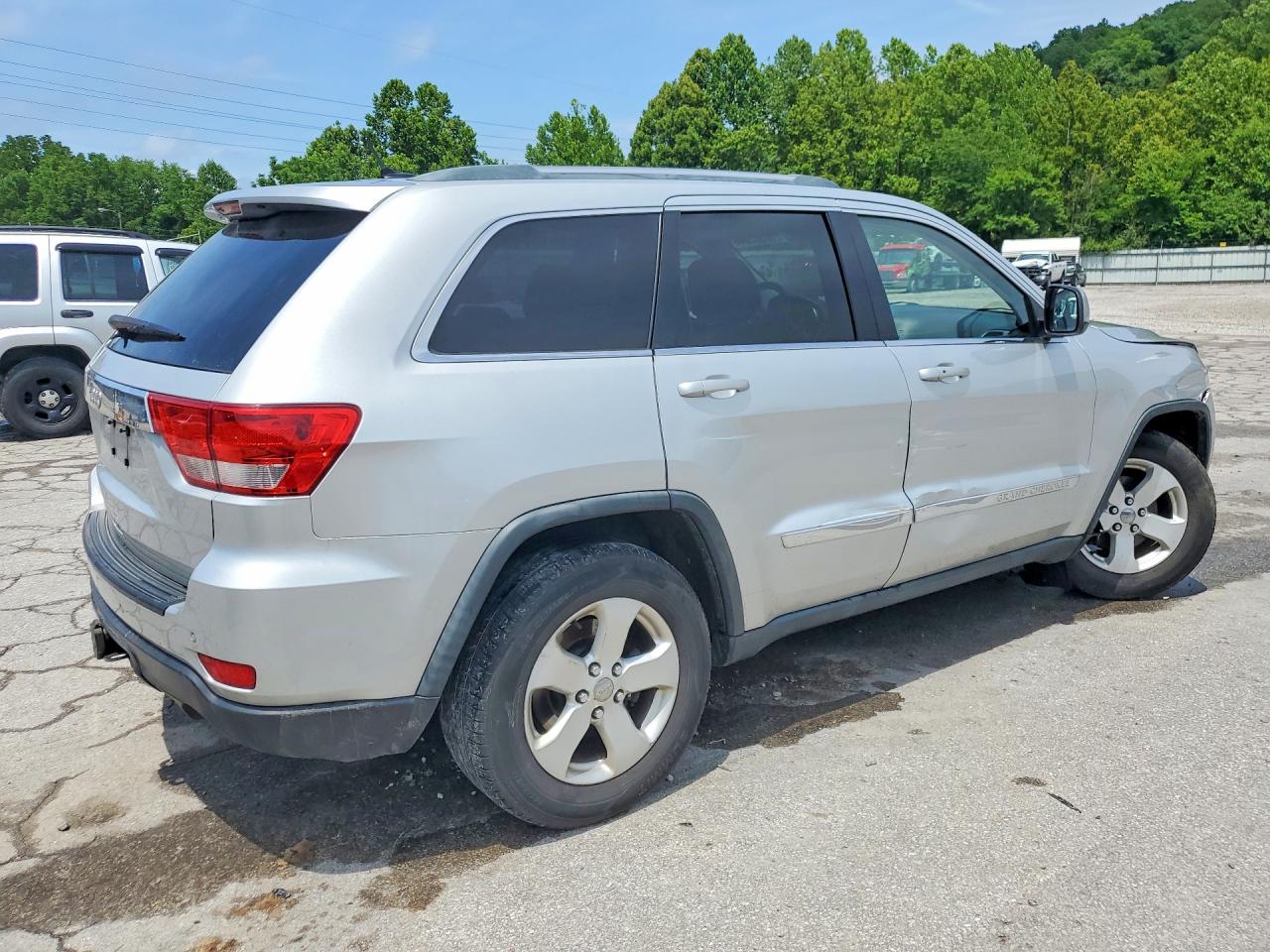 2012 Jeep Grand Cherokee Laredo Silver vin: 1C4RJFAG1CC145294
