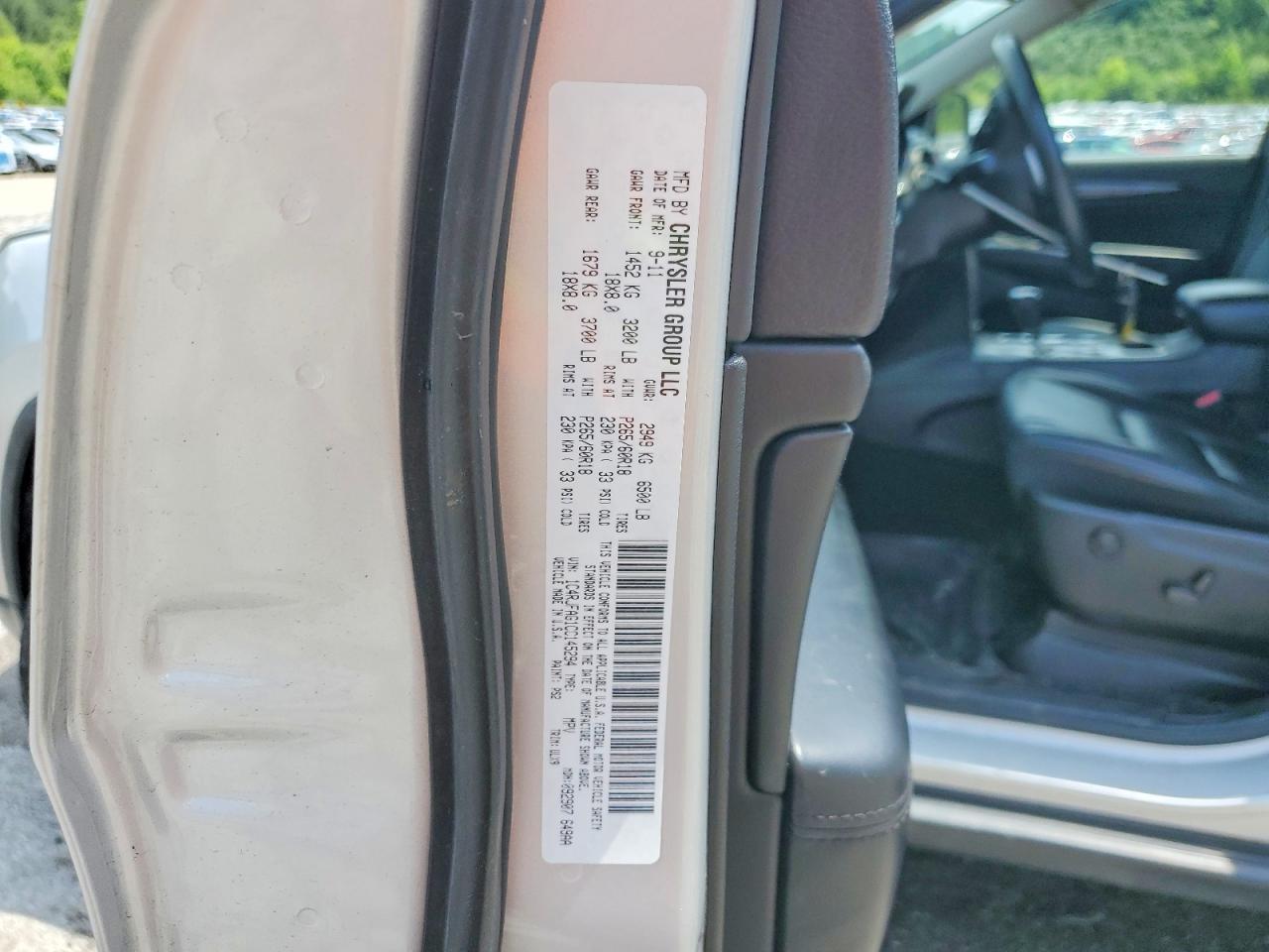 2012 Jeep Grand Cherokee Laredo Silver vin: 1C4RJFAG1CC145294