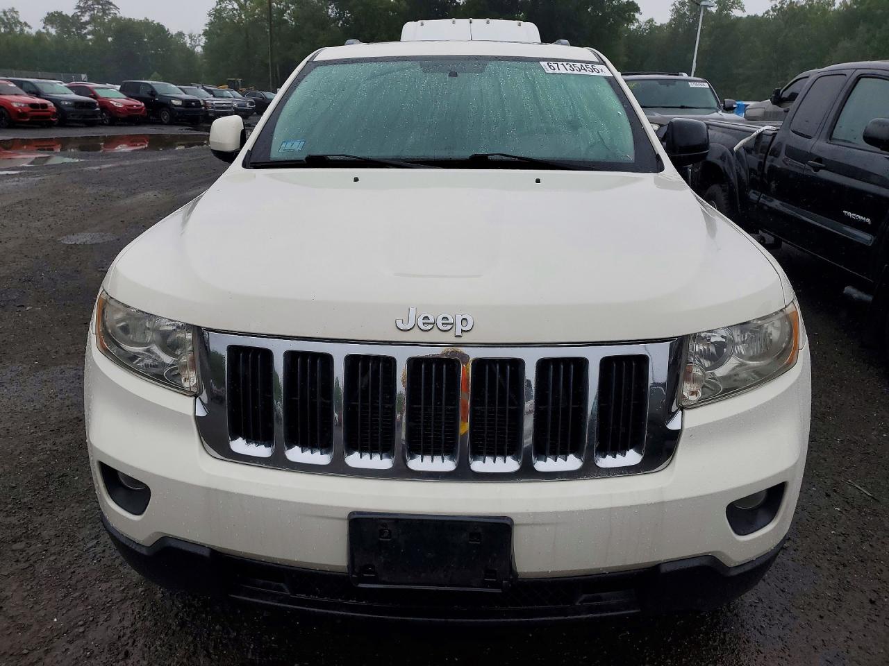 2012 Jeep Grand Cherokee Laredo White vin: 1C4RJFAG1CC267511