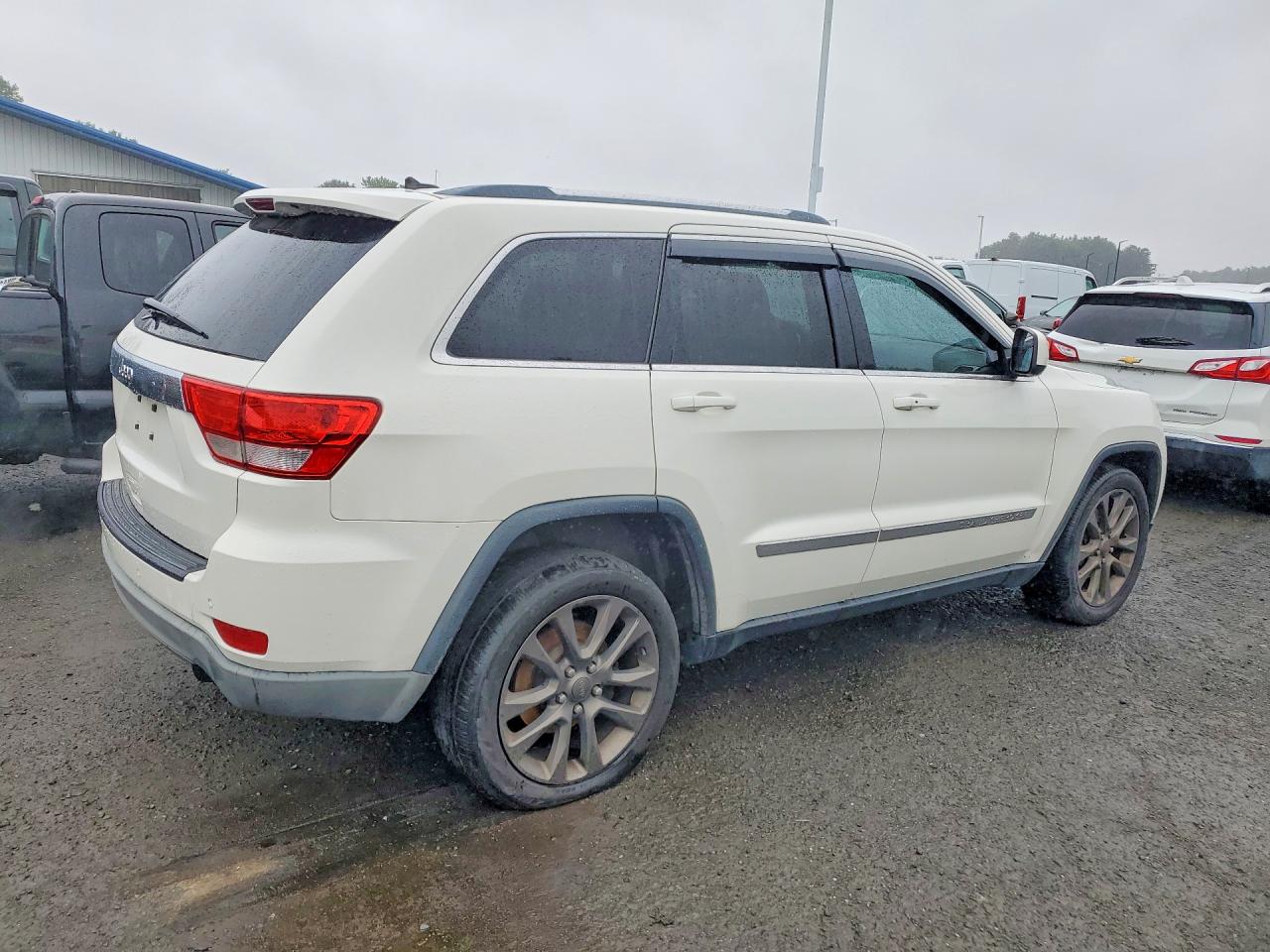 2012 Jeep Grand Cherokee Laredo White vin: 1C4RJFAG1CC267511