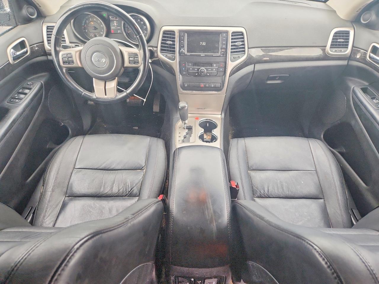 2012 Jeep Grand Cherokee Laredo Gray vin: 1C4RJFAG1CC268965