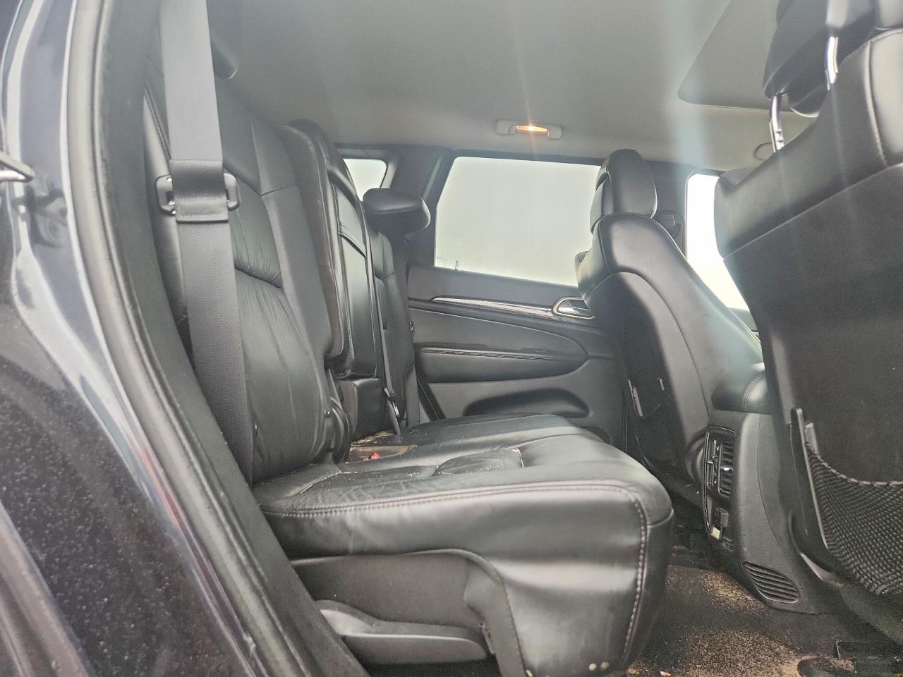 2012 Jeep Grand Cherokee Laredo Gray vin: 1C4RJFAG1CC268965