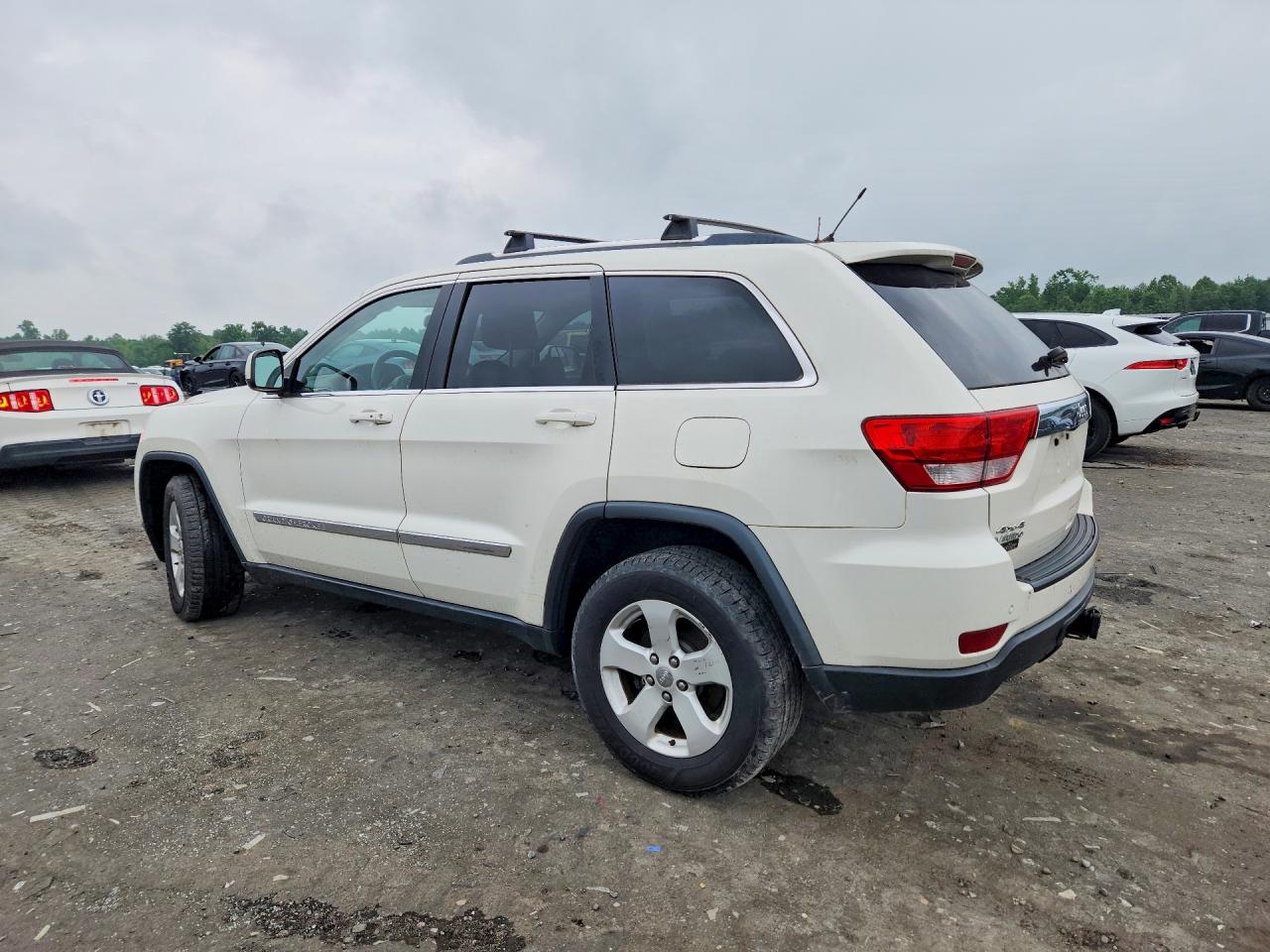 2012 Jeep Grand Cherokee Laredo White vin: 1C4RJFAG1CC269453