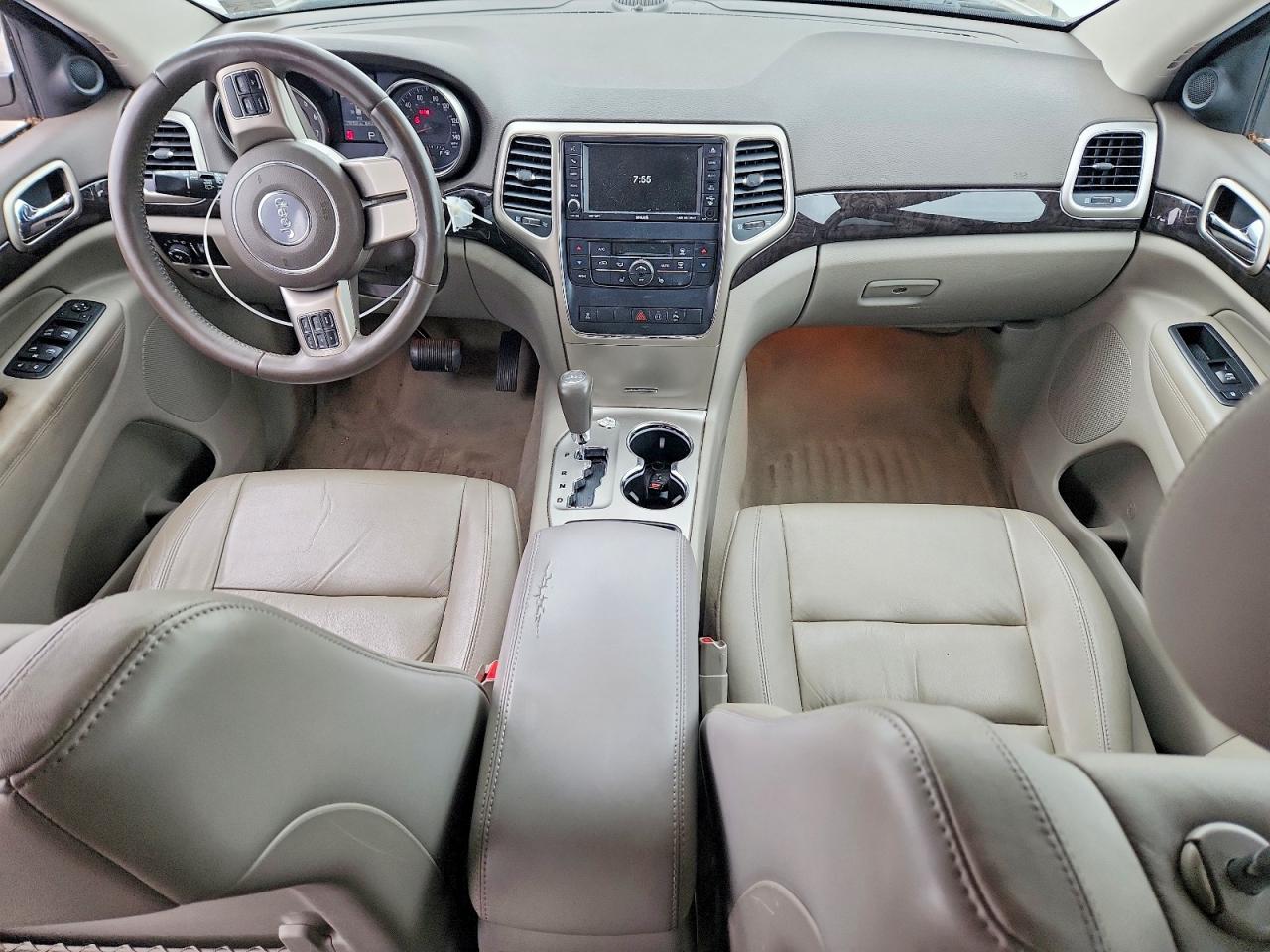 2012 Jeep Grand Cherokee Laredo White vin: 1C4RJFAG1CC269453