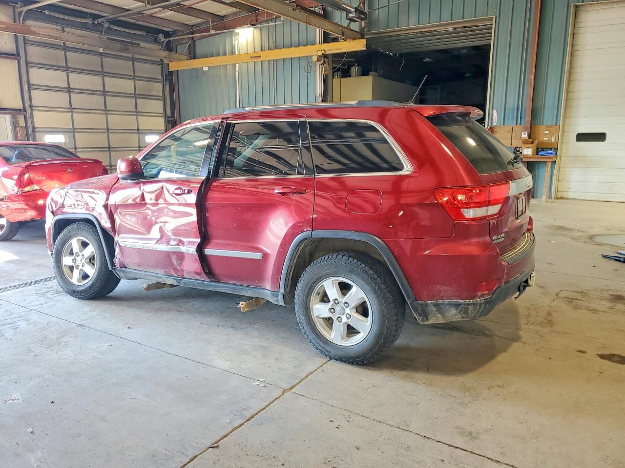 2012 Jeep Grand Cherokee Laredo Burgundy vin: 1C4RJFAG1CC343728