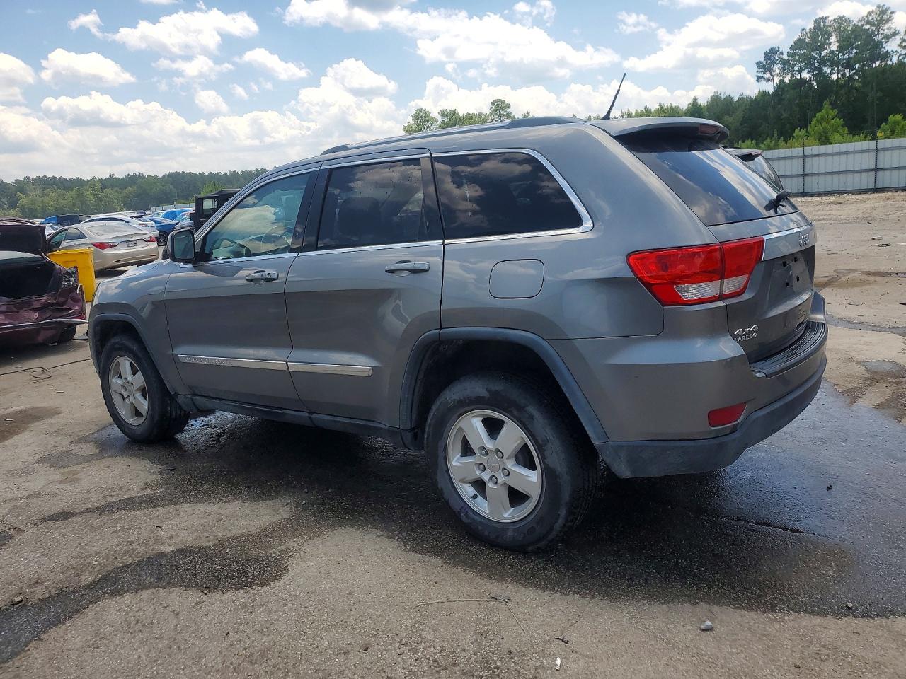 2012 Jeep Grand Cherokee Laredo Silver vin: 1C4RJFAG1CC347732