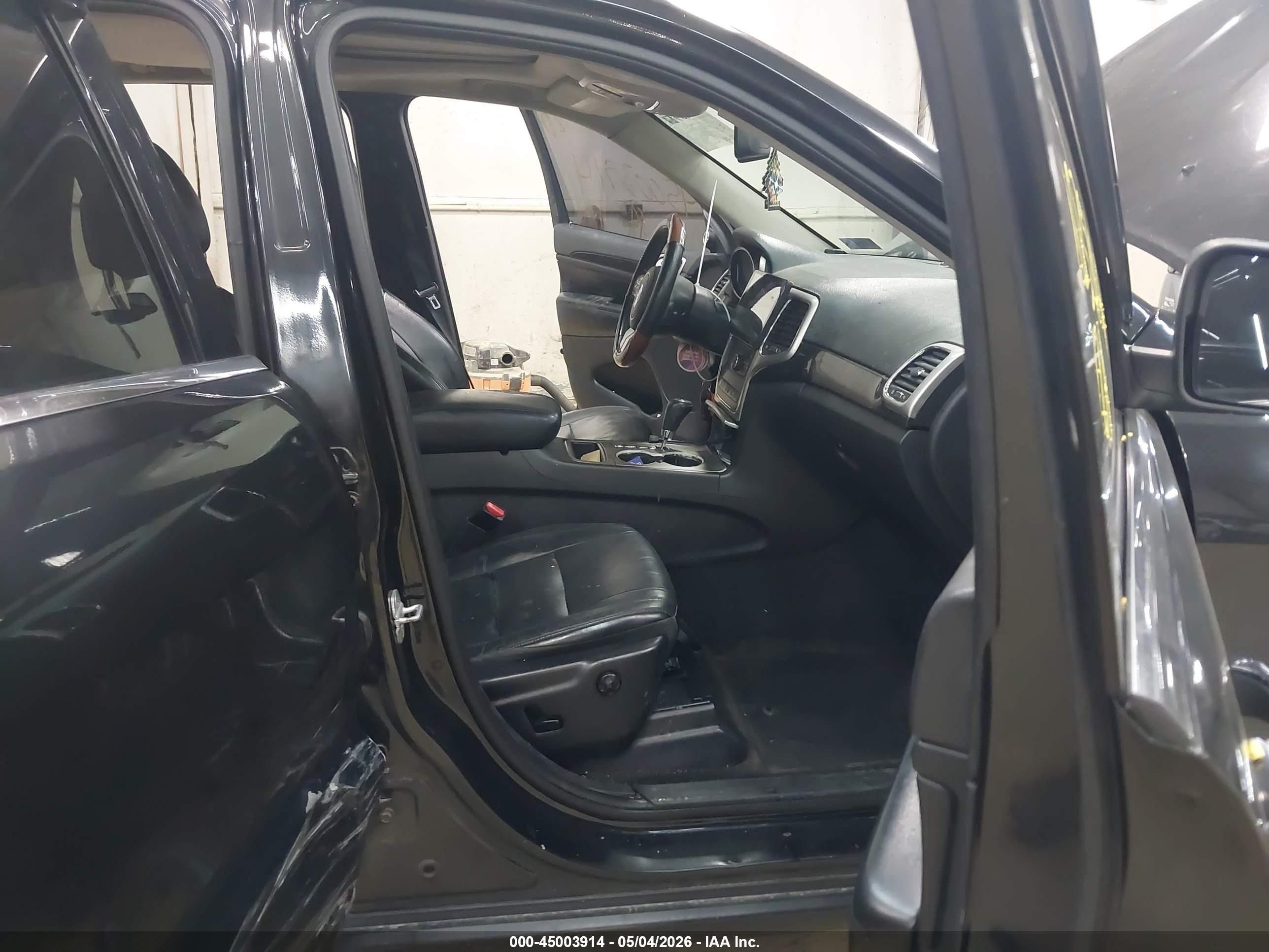 2012 Jeep Grand Cherokee Laredo Черный vin: 1C4RJFAG1CC350596