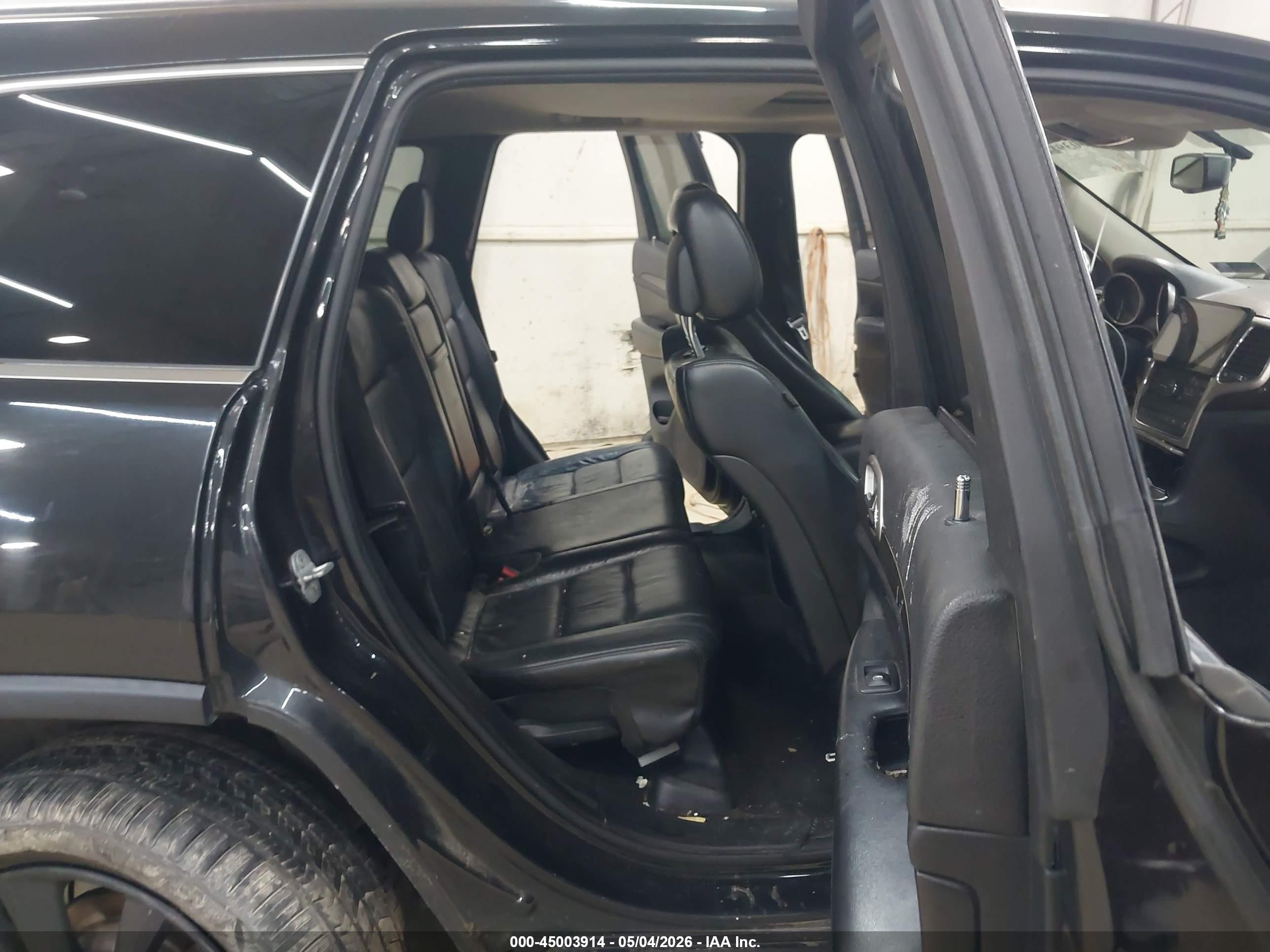 2012 Jeep Grand Cherokee Laredo Черный vin: 1C4RJFAG1CC350596