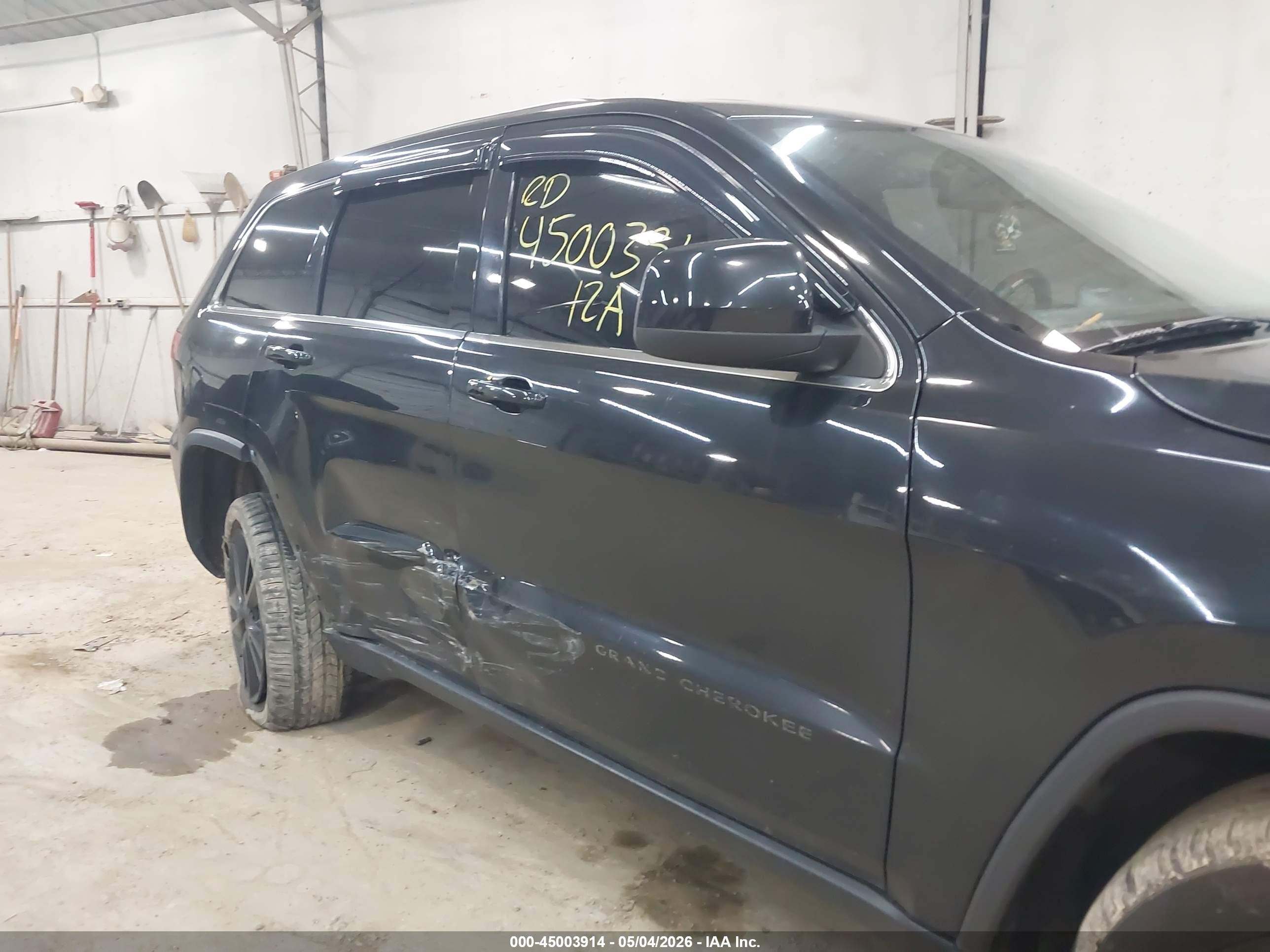 2012 Jeep Grand Cherokee Laredo Черный vin: 1C4RJFAG1CC350596