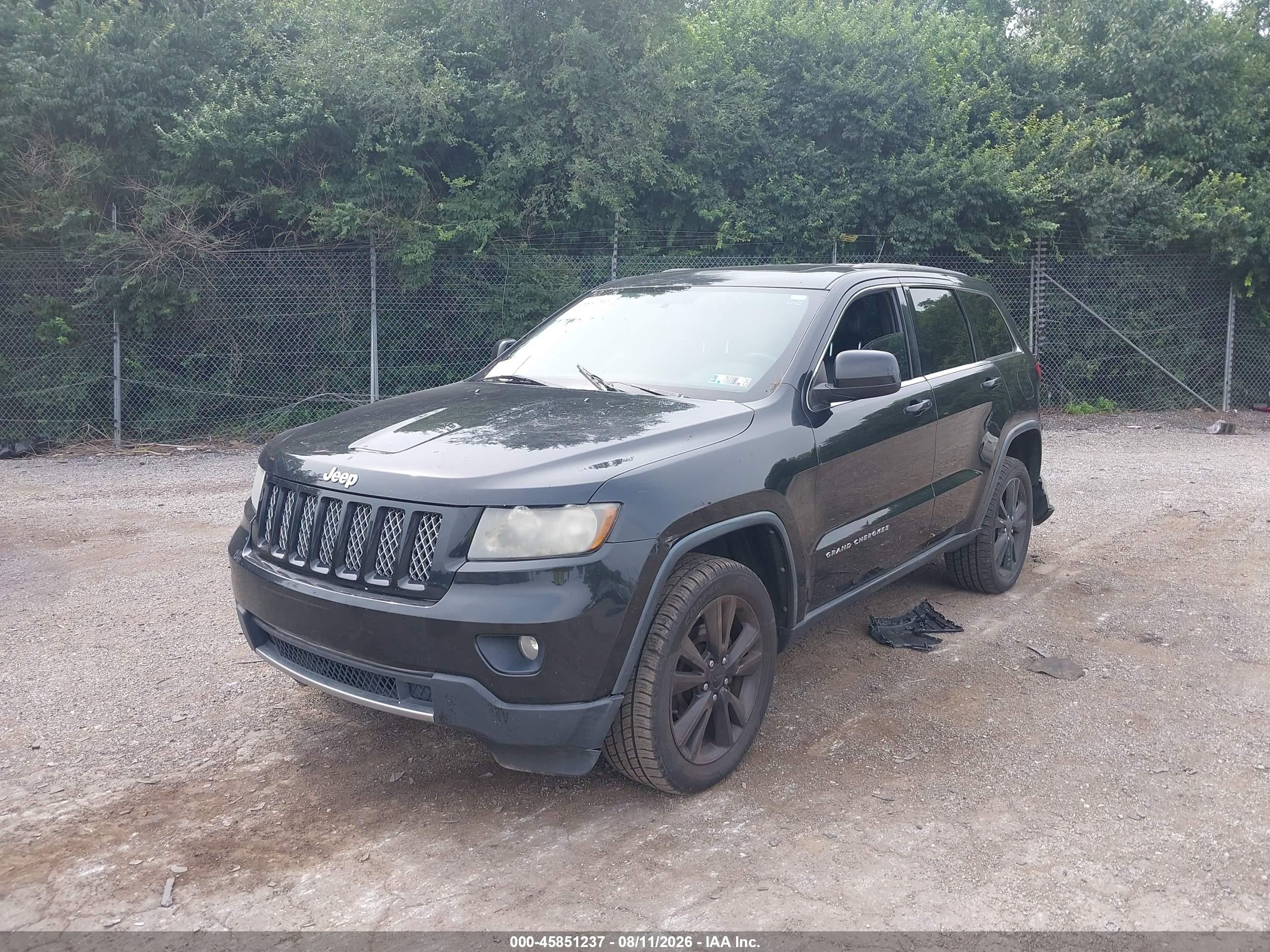 2012 Jeep Grand Cherokee Laredo Black vin: 1C4RJFAG1CC352977