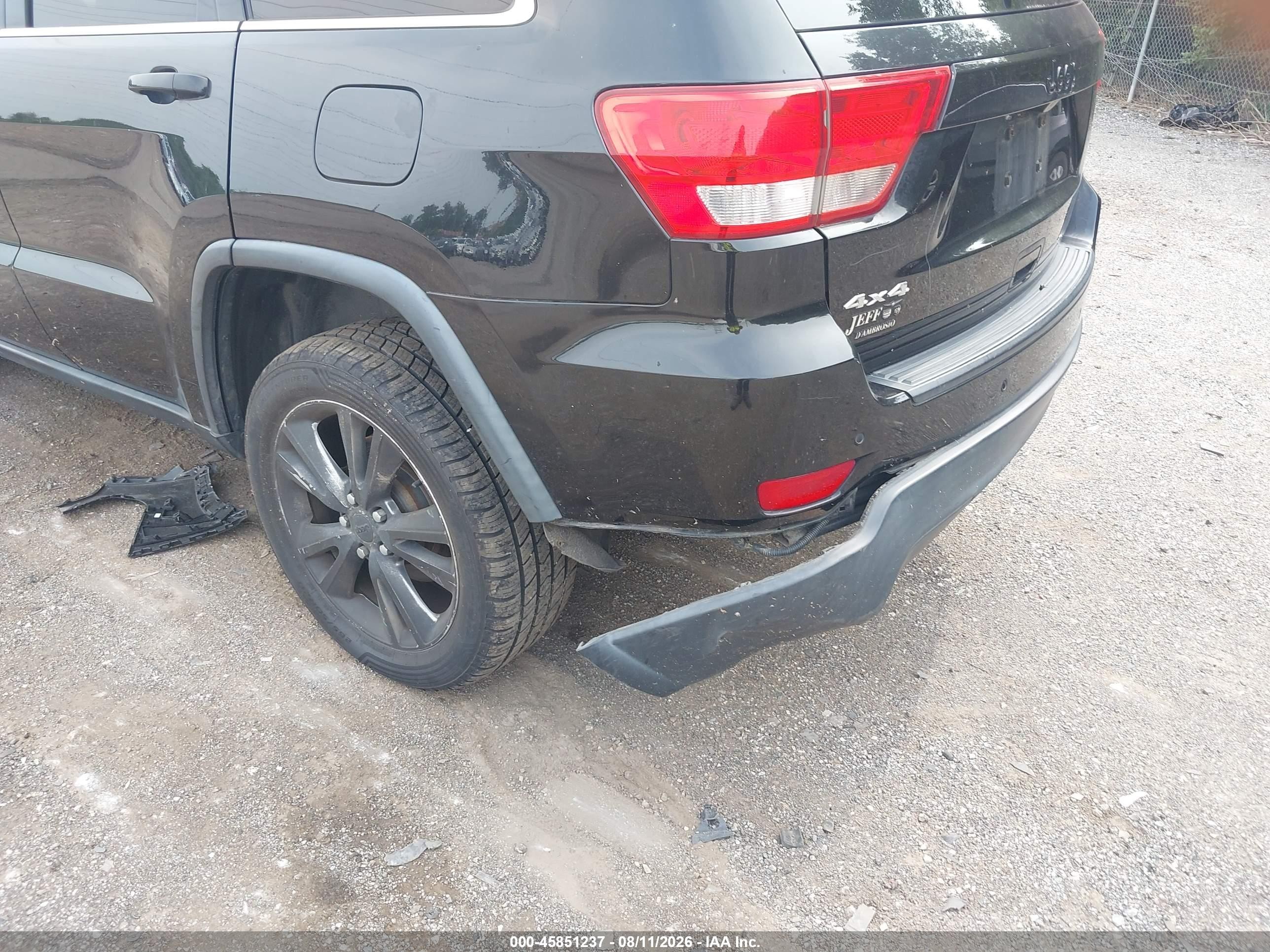 2012 Jeep Grand Cherokee Laredo Black vin: 1C4RJFAG1CC352977