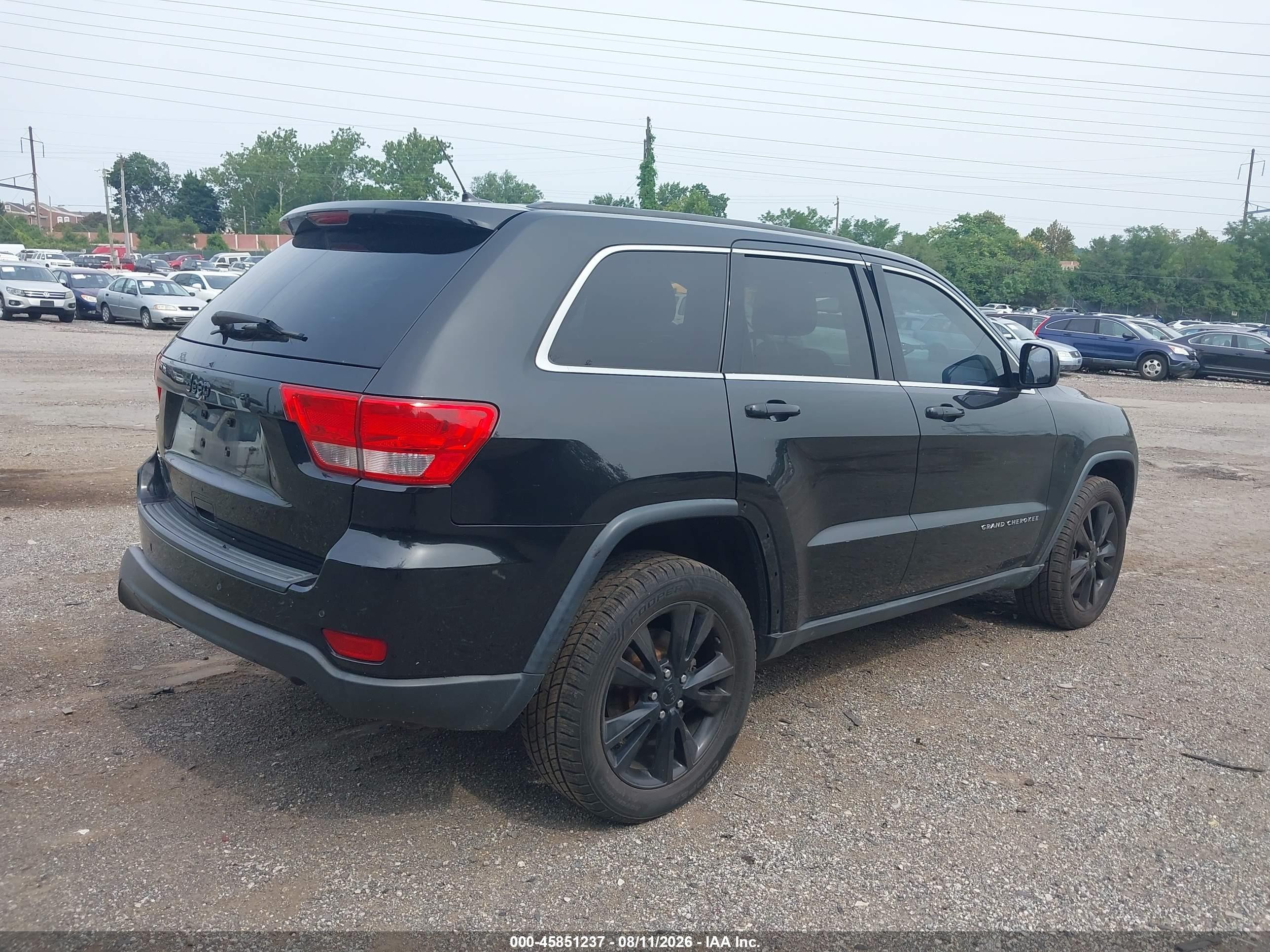 2012 Jeep Grand Cherokee Laredo Black vin: 1C4RJFAG1CC352977