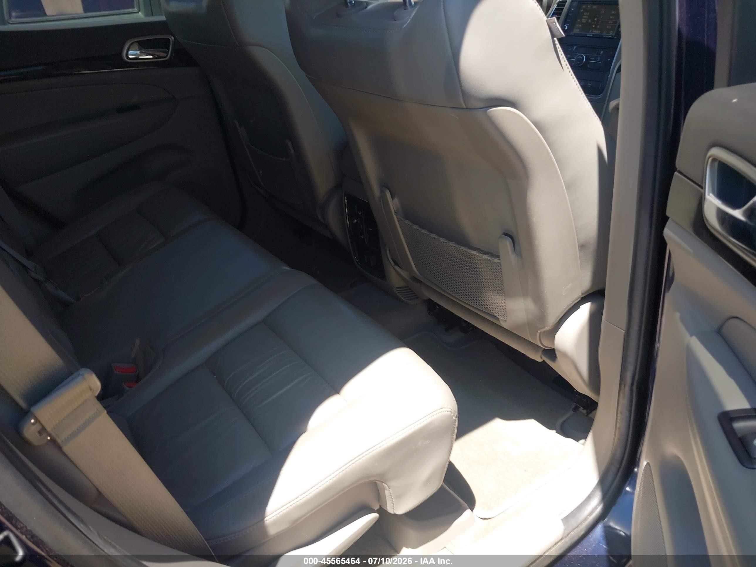2013 Jeep Grand Cherokee Laredo Blue vin: 1C4RJFAG1DC502331