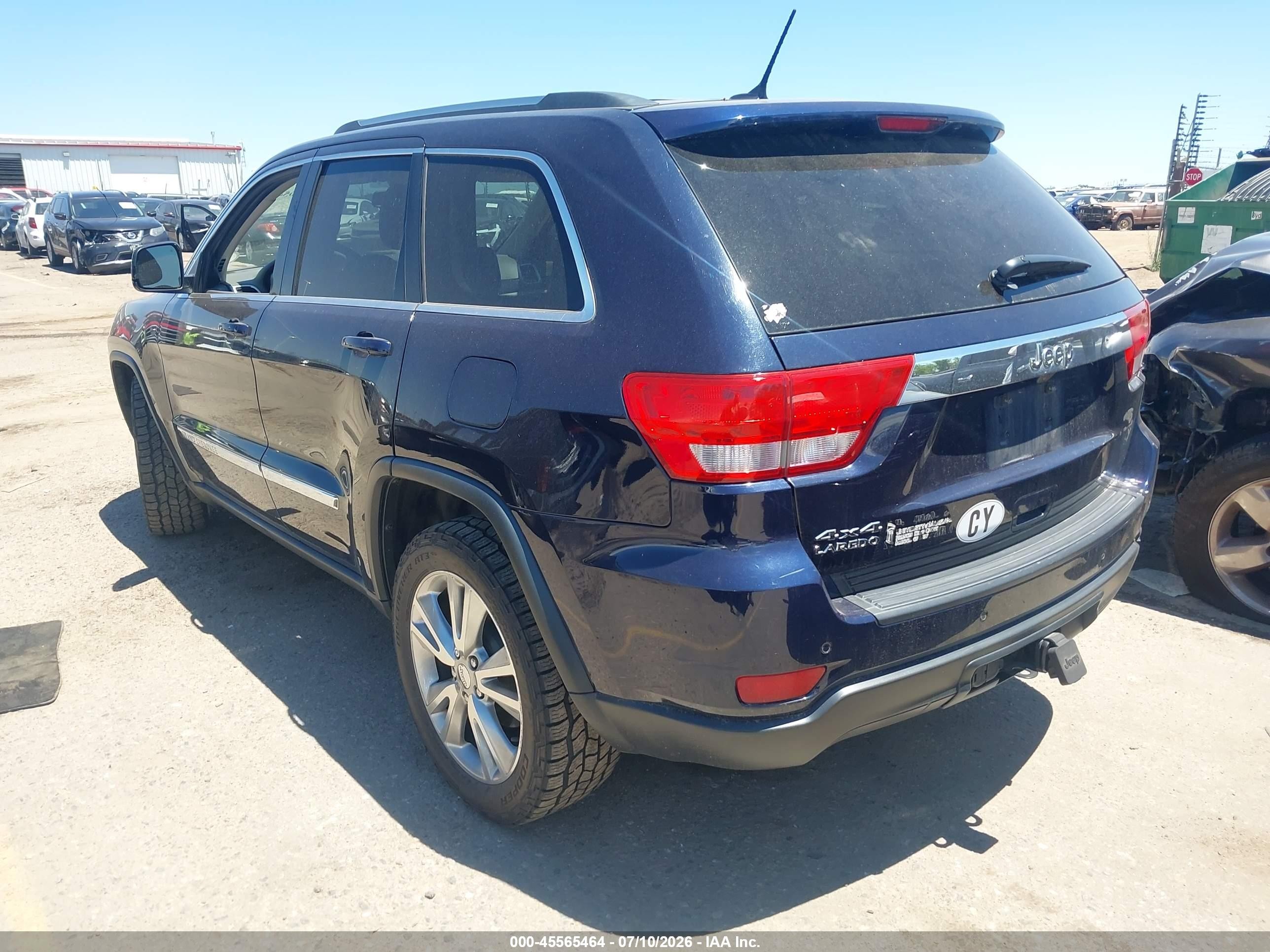 2013 Jeep Grand Cherokee Laredo Blue vin: 1C4RJFAG1DC502331