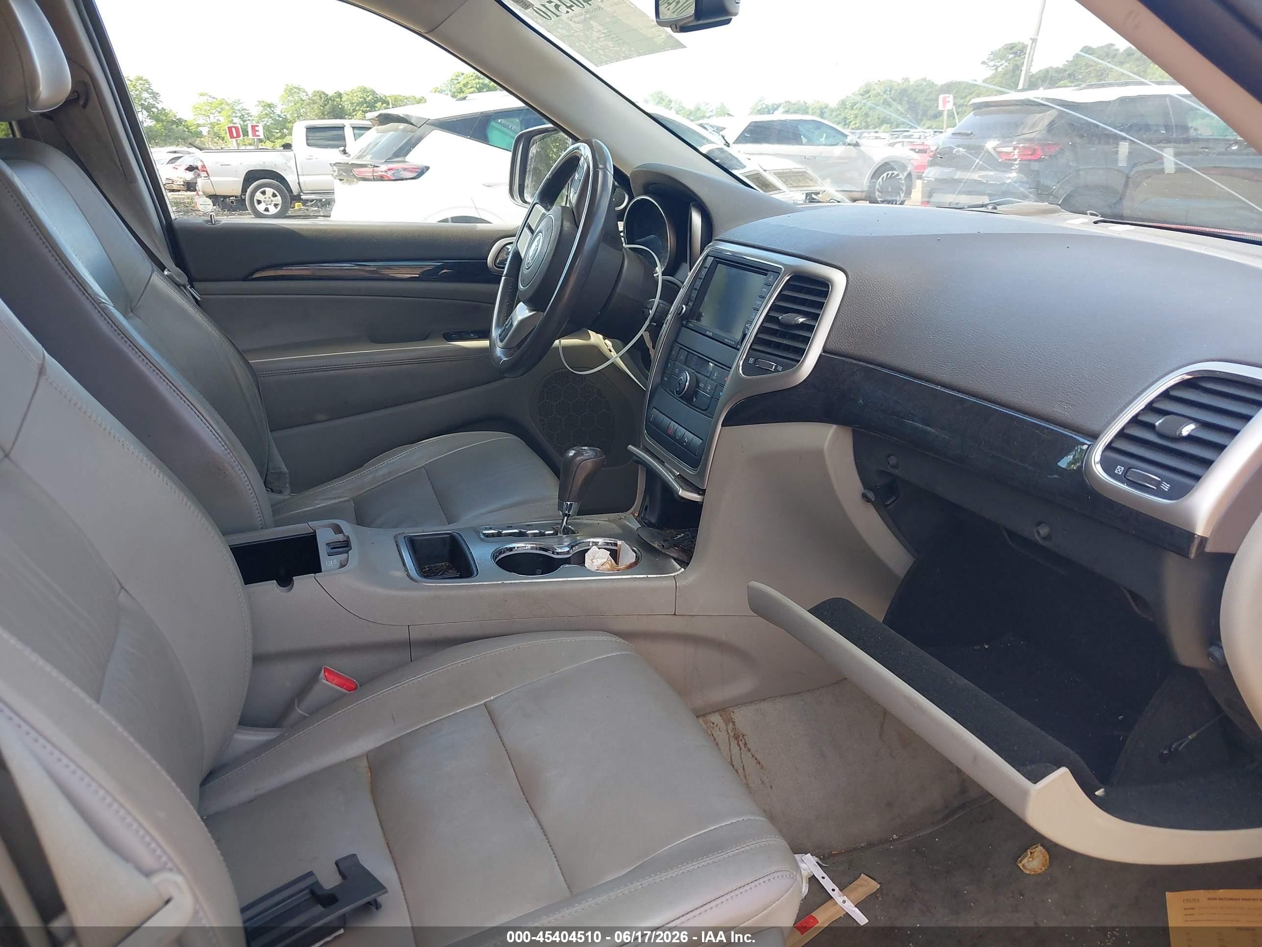 2013 Jeep Grand Cherokee Laredo Maroon vin: 1C4RJFAG1DC507271
