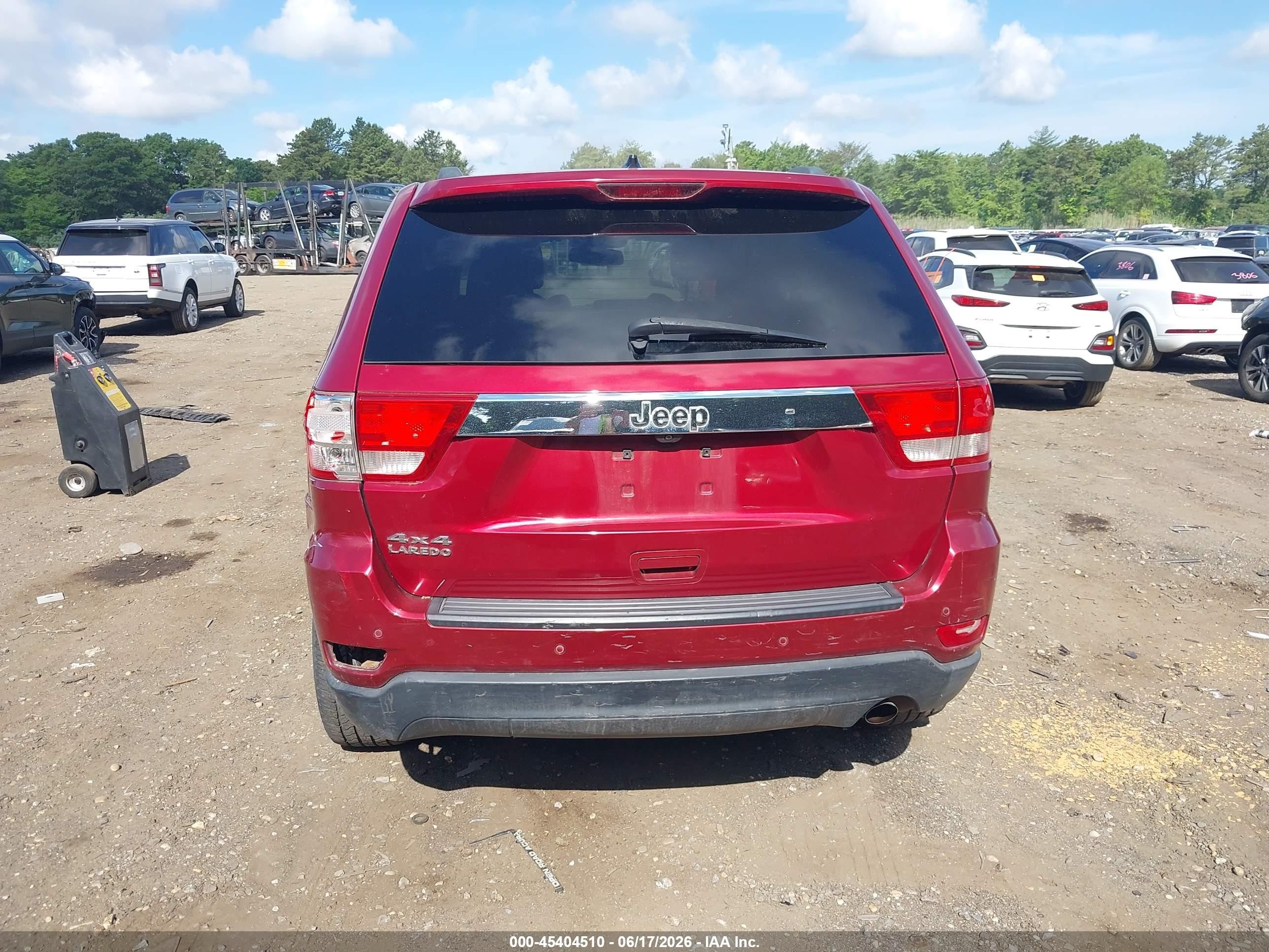 2013 Jeep Grand Cherokee Laredo Maroon vin: 1C4RJFAG1DC507271