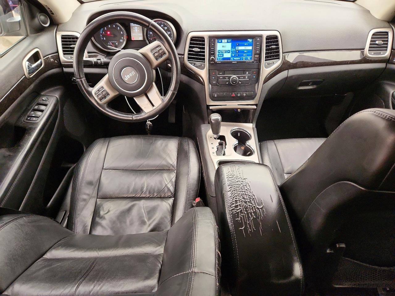2013 Jeep Grand Cherokee Laredo Black vin: 1C4RJFAG1DC544417