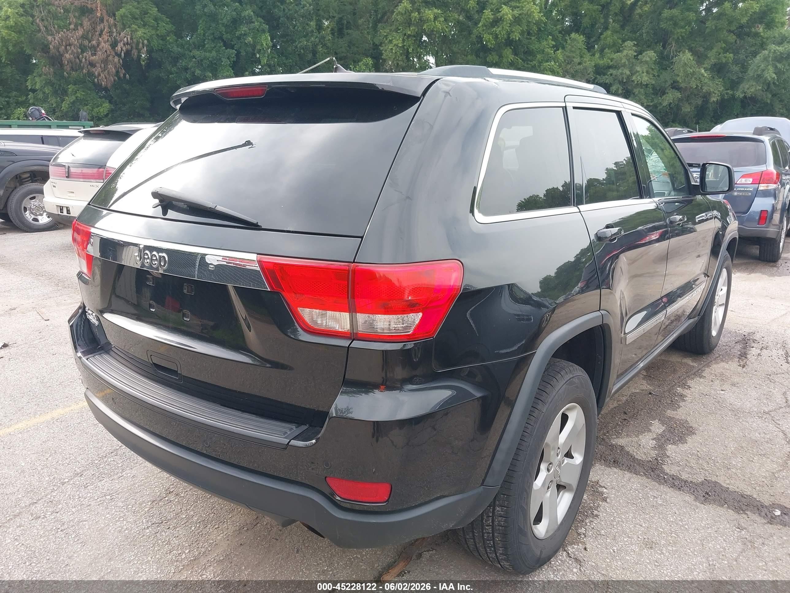 2013 Jeep Grand Cherokee Laredo Black vin: 1C4RJFAG1DC557782