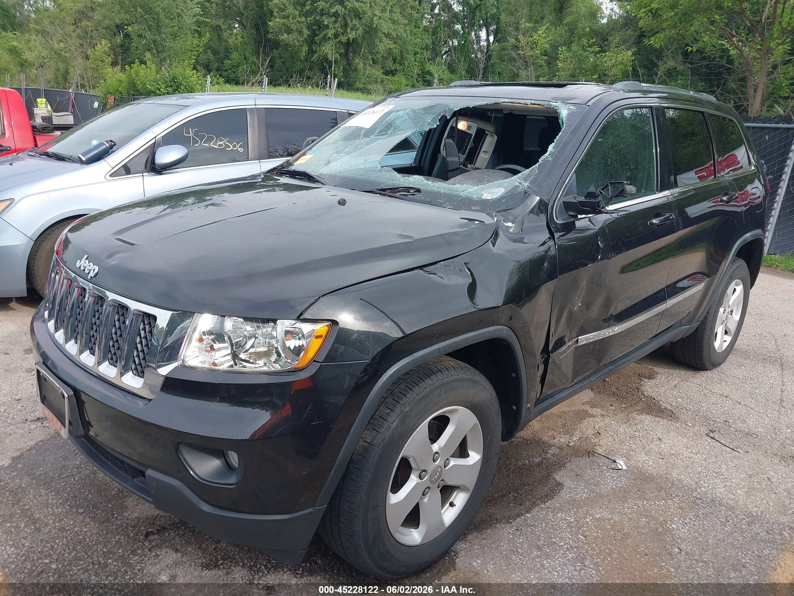 2013 Jeep Grand Cherokee Laredo Black vin: 1C4RJFAG1DC557782