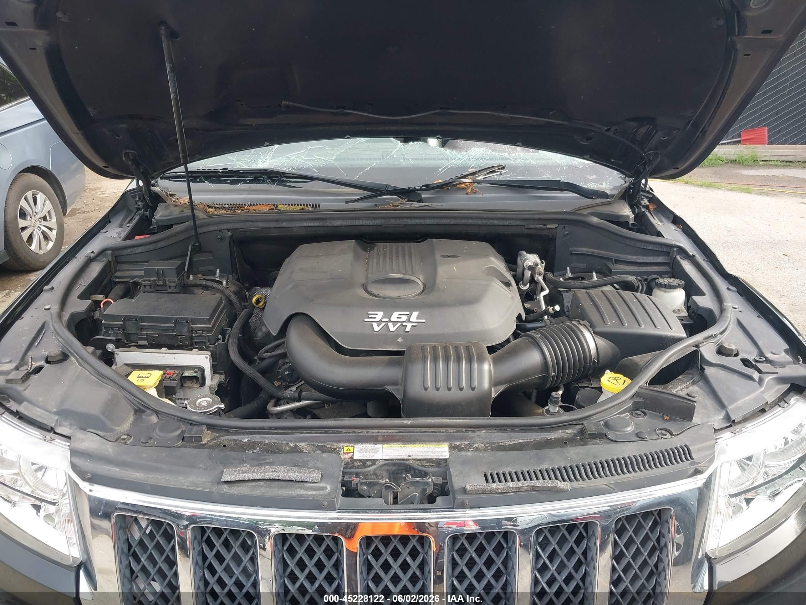 2013 Jeep Grand Cherokee Laredo Black vin: 1C4RJFAG1DC557782