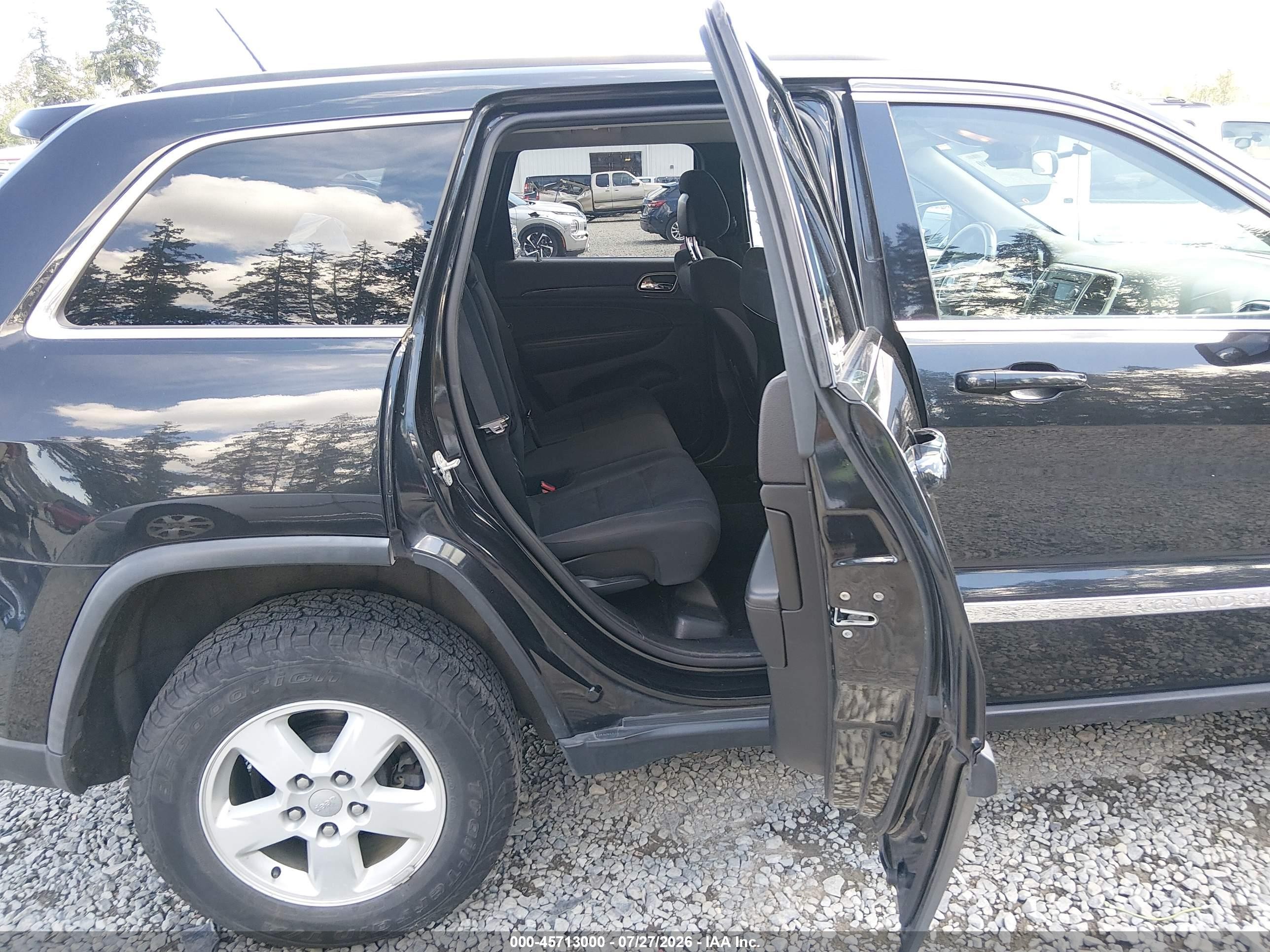 2013 Jeep Grand Cherokee Laredo Black vin: 1C4RJFAG1DC578261