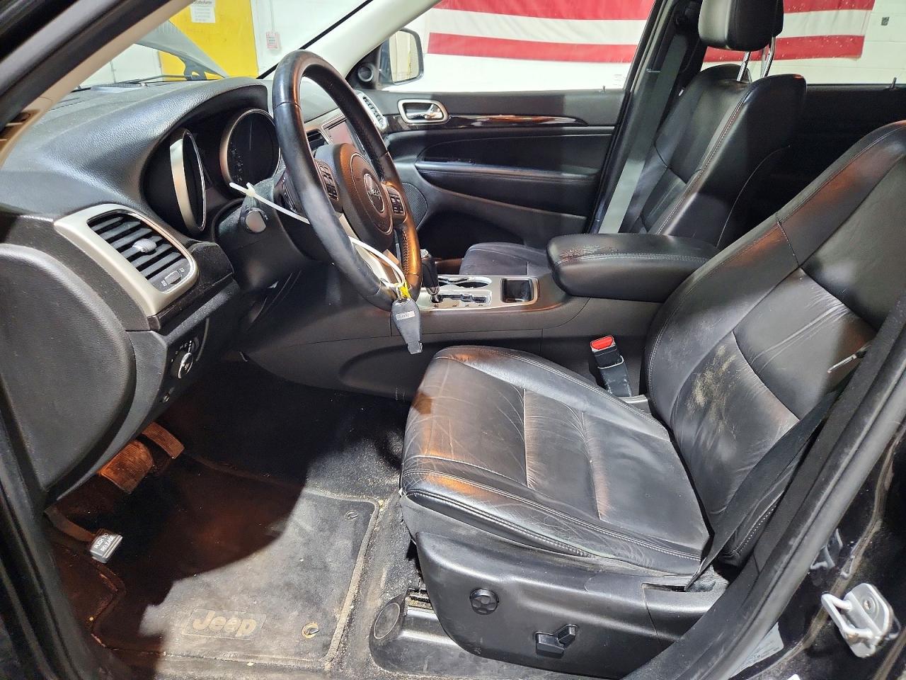 2013 Jeep Grand Cherokee Laredo Черный vin: 1C4RJFAG1DC649975