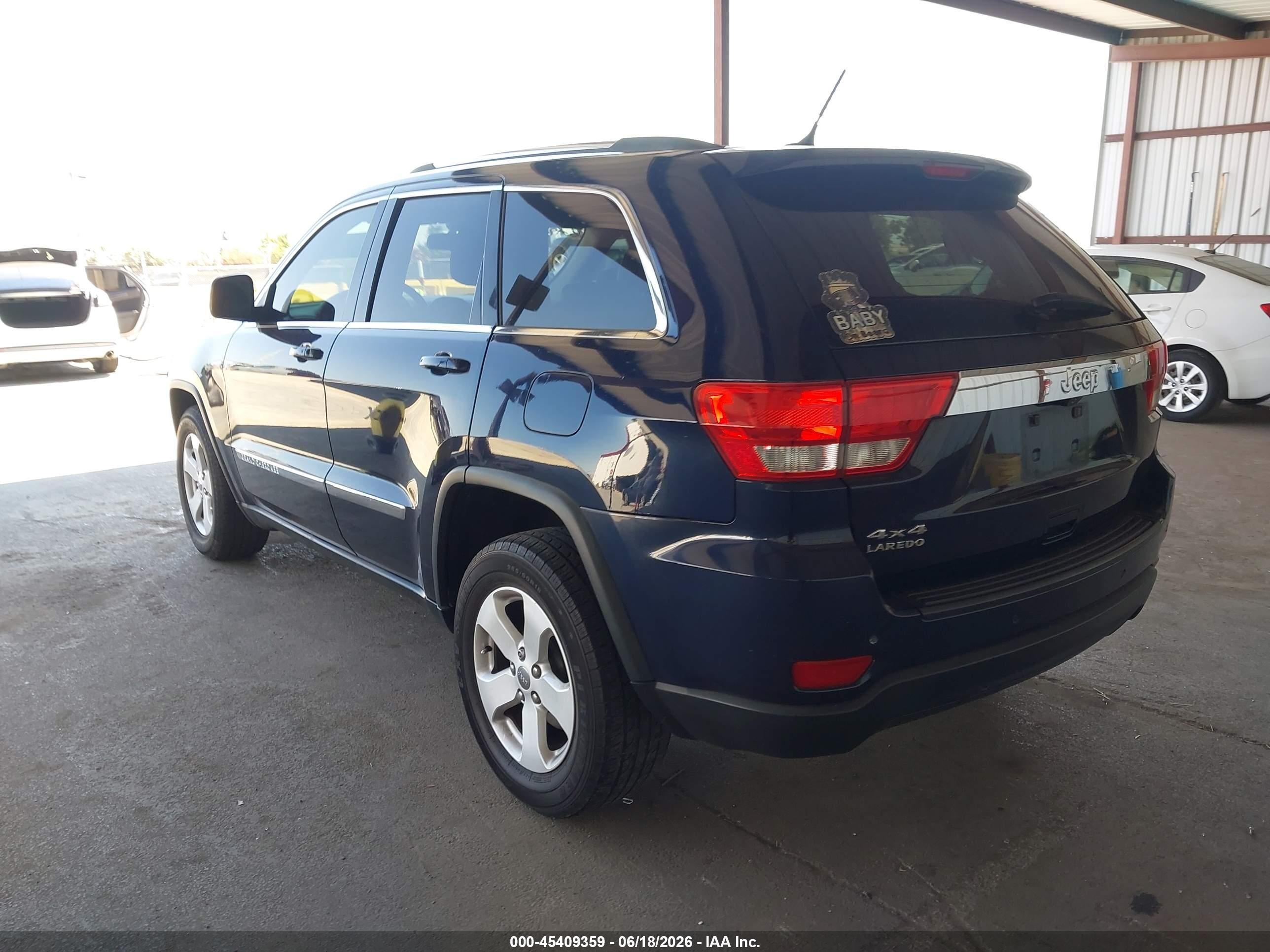 2013 Jeep Grand Cherokee Laredo Dark Blue vin: 1C4RJFAG1DC654917