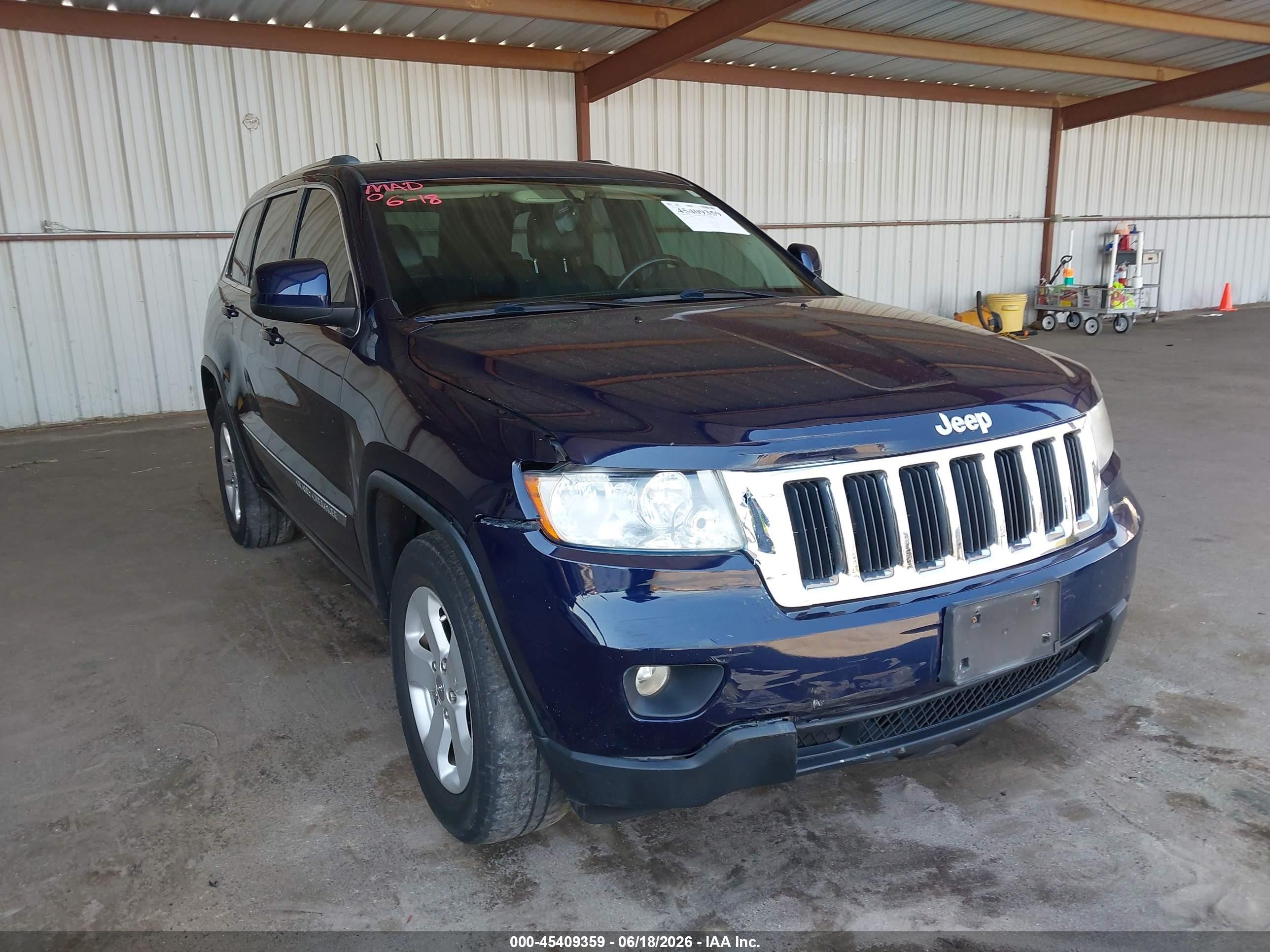 2013 Jeep Grand Cherokee Laredo Dark Blue vin: 1C4RJFAG1DC654917