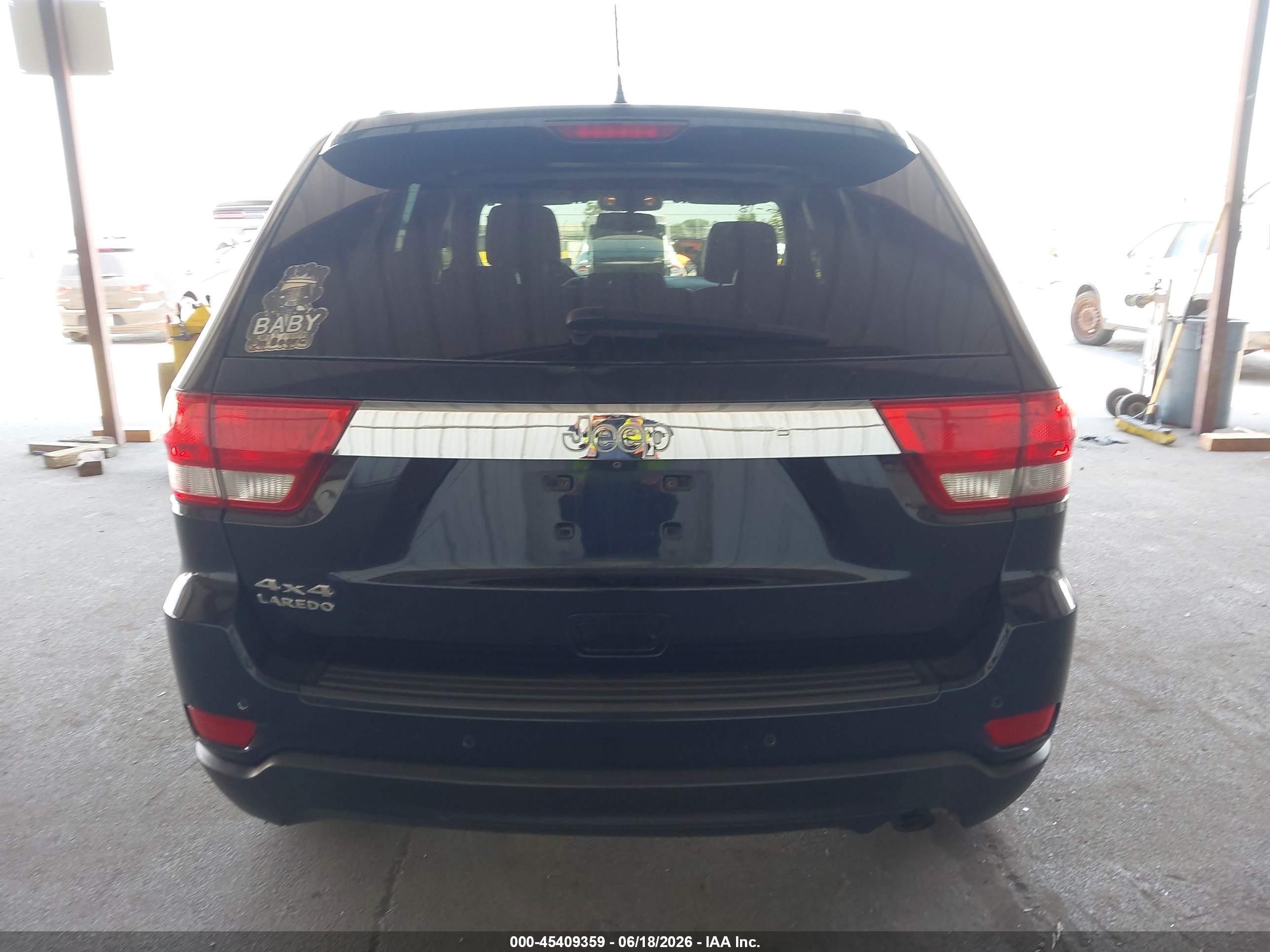 2013 Jeep Grand Cherokee Laredo Dark Blue vin: 1C4RJFAG1DC654917