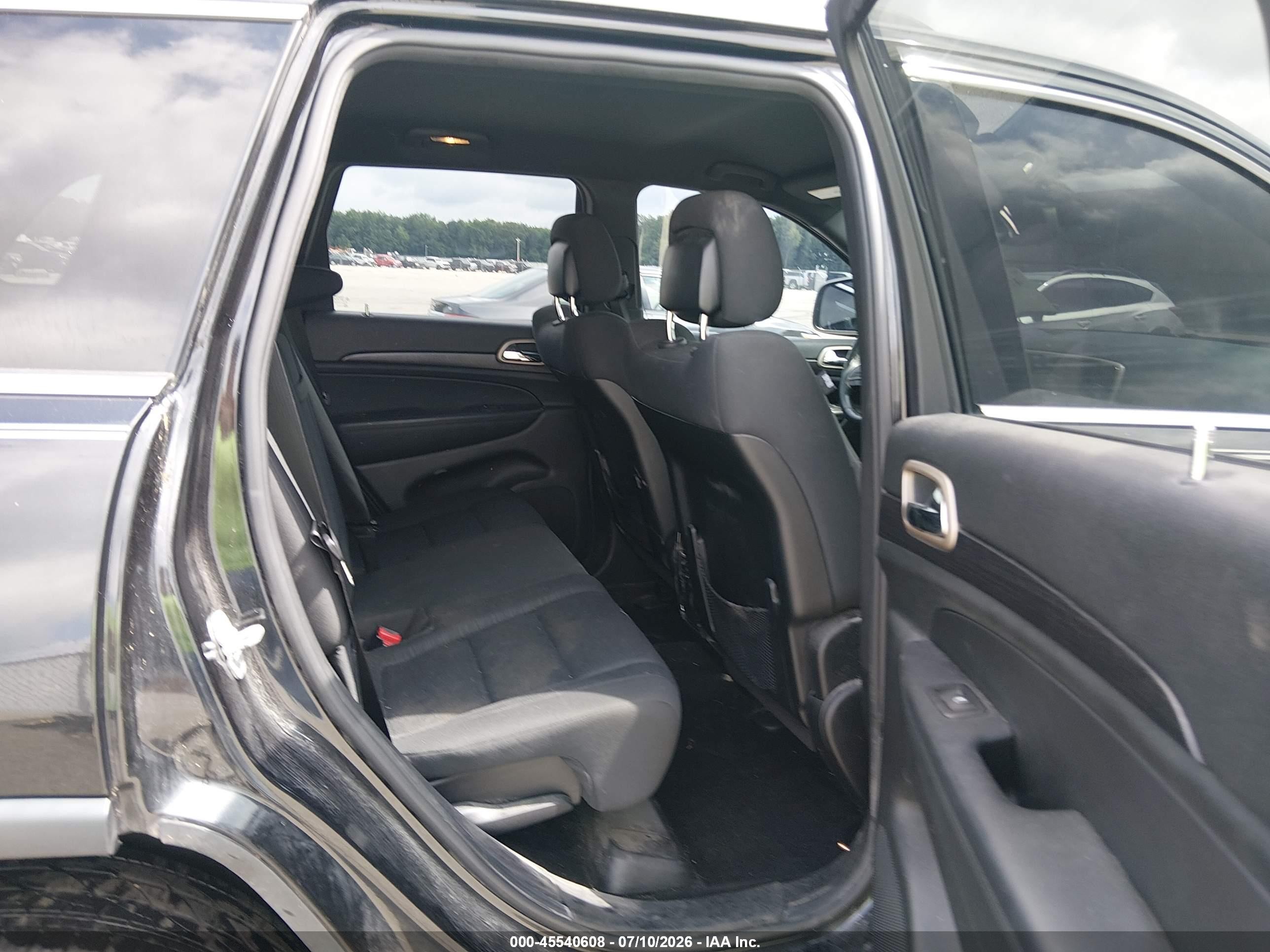 2014 Jeep Grand Cherokee Laredo Black vin: 1C4RJFAG1EC110676