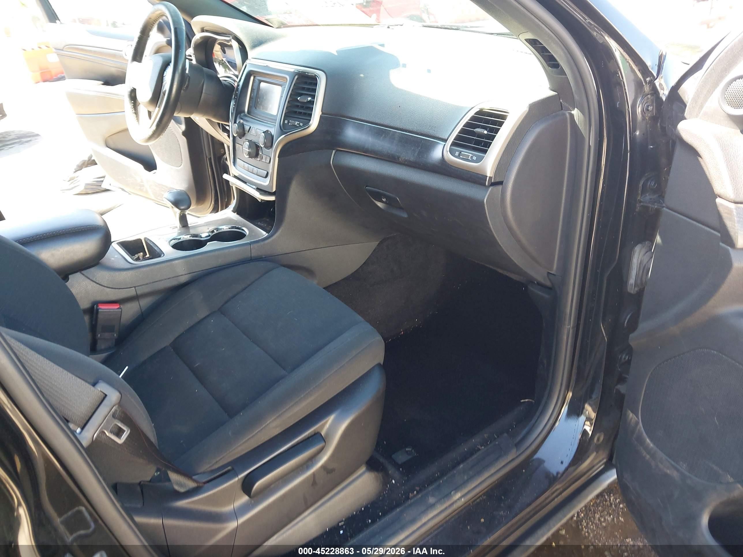 2014 Jeep Grand Cherokee Laredo Black vin: 1C4RJFAG1EC131527
